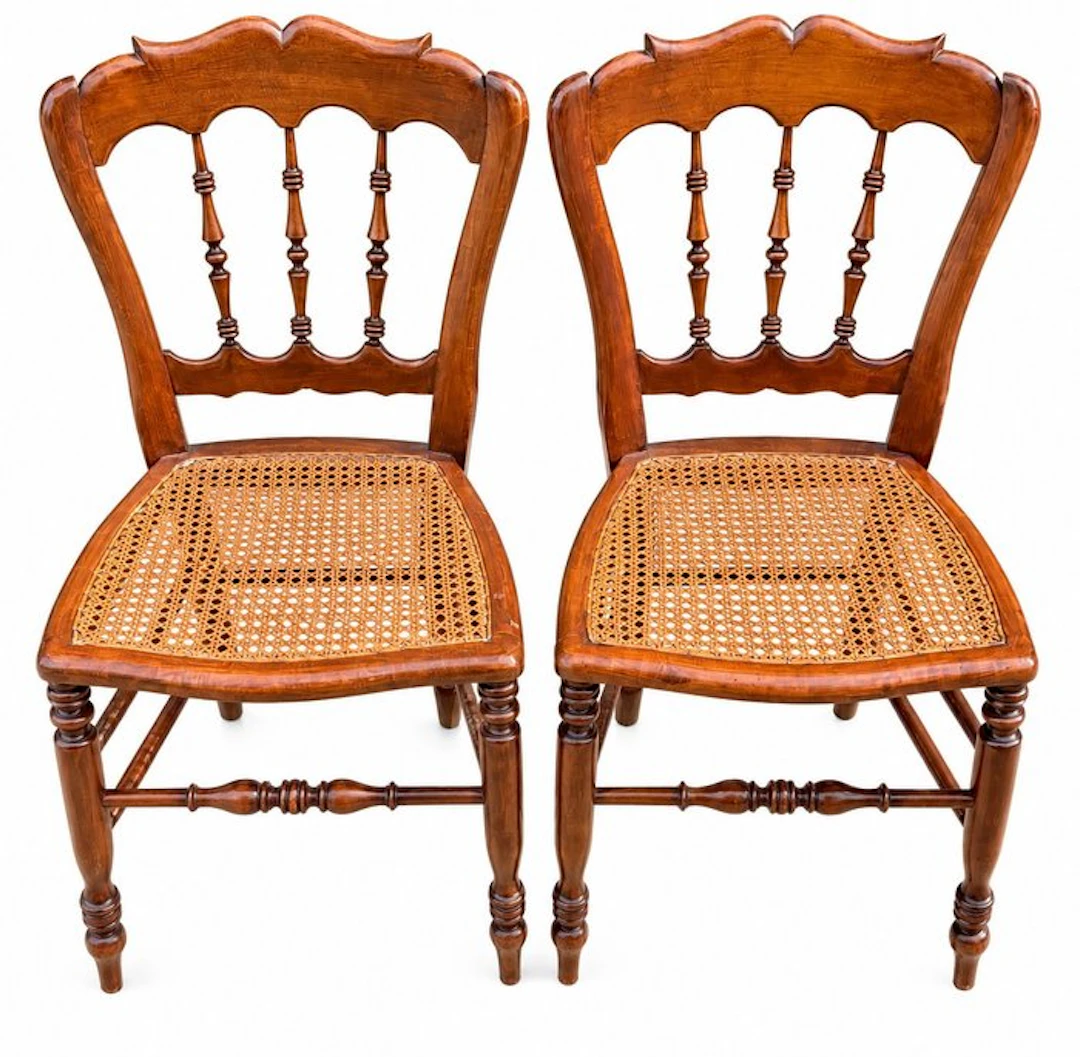Chair (2) - Hardwood, caning - Caned seat