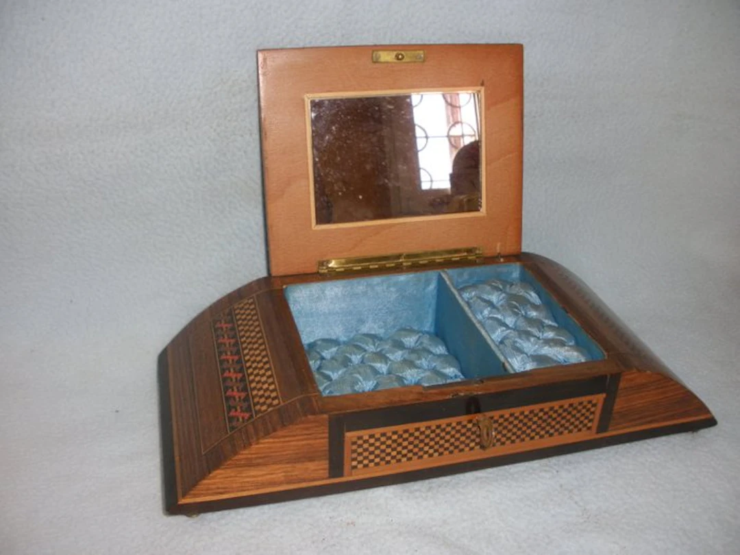 Metal roll music box - Switzerland - 1930-1940 - Art Deco box music roll