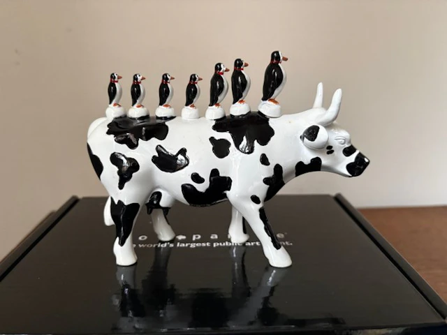 Figurine - Cow Parade. Cowparade. Transporte Coletivo. - Polyresin.