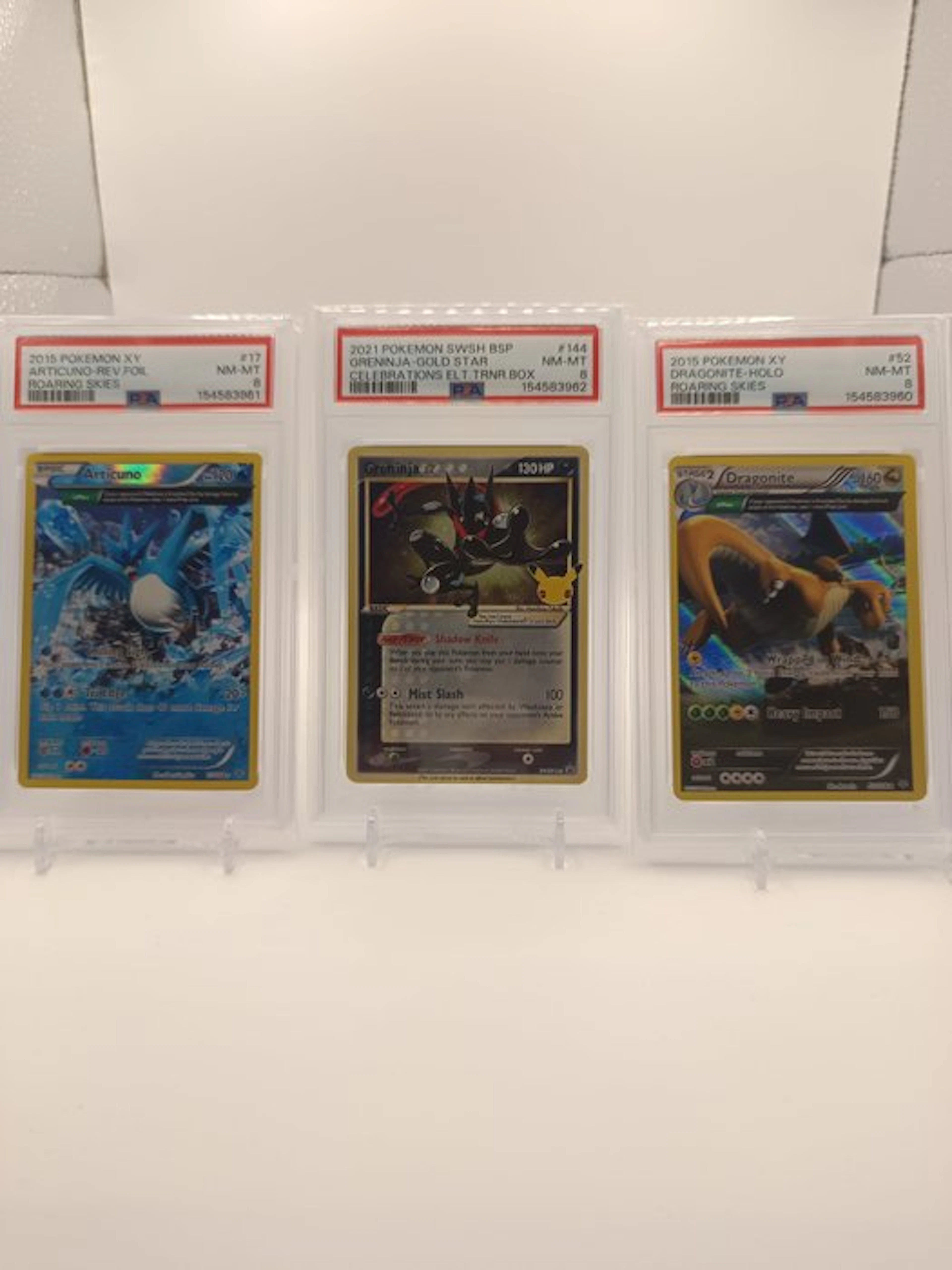 Pokémon - 3 Graded card - Greninja, Articuno, Dragonite - PSA 8 - Various sets