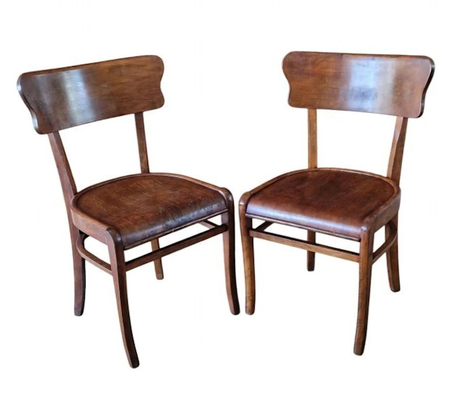 Drevounia - Chair - Beech - Two vintage chairs