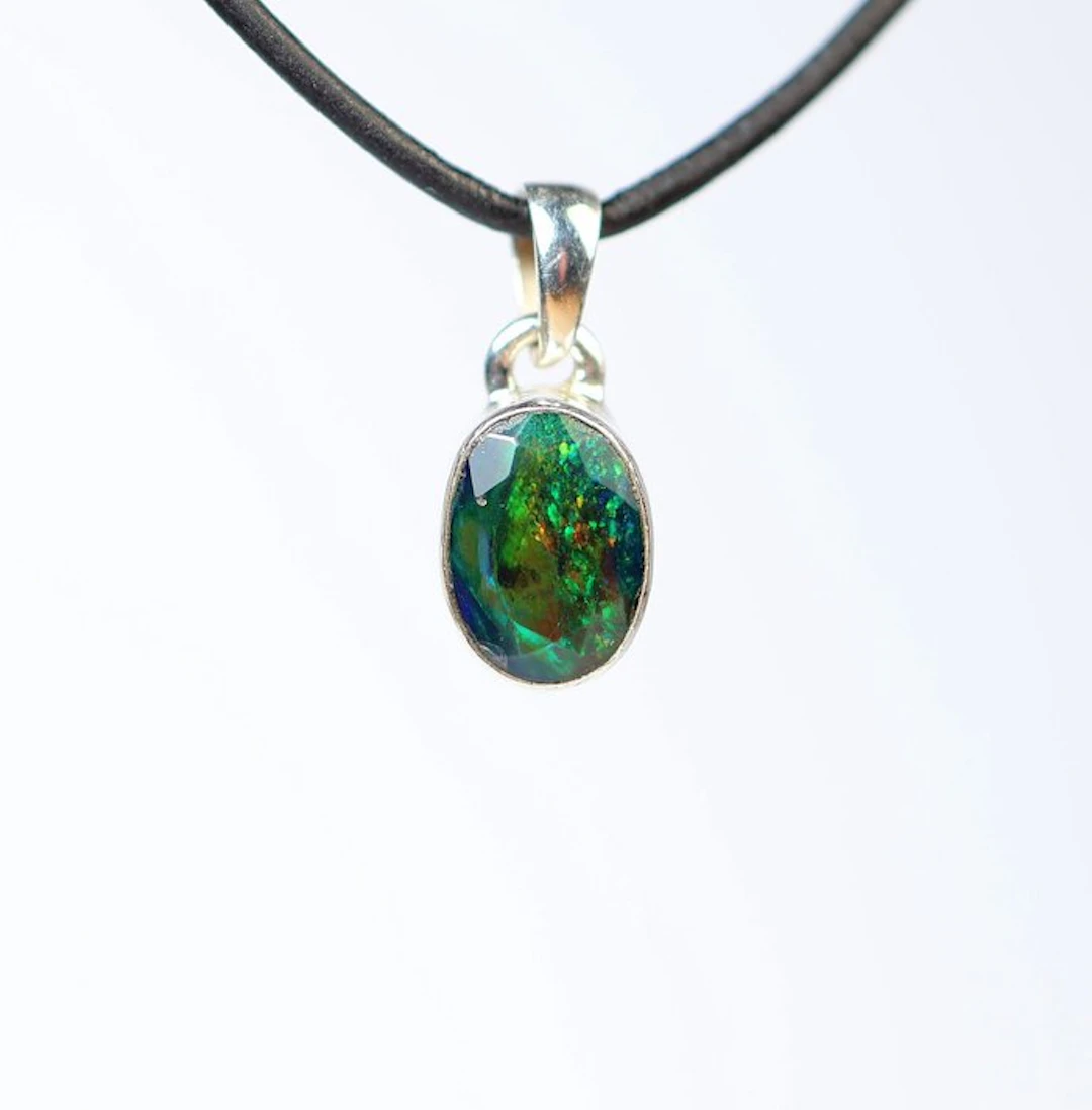 Black Chalama Opal Trailer / new- 1.54 g - (1)