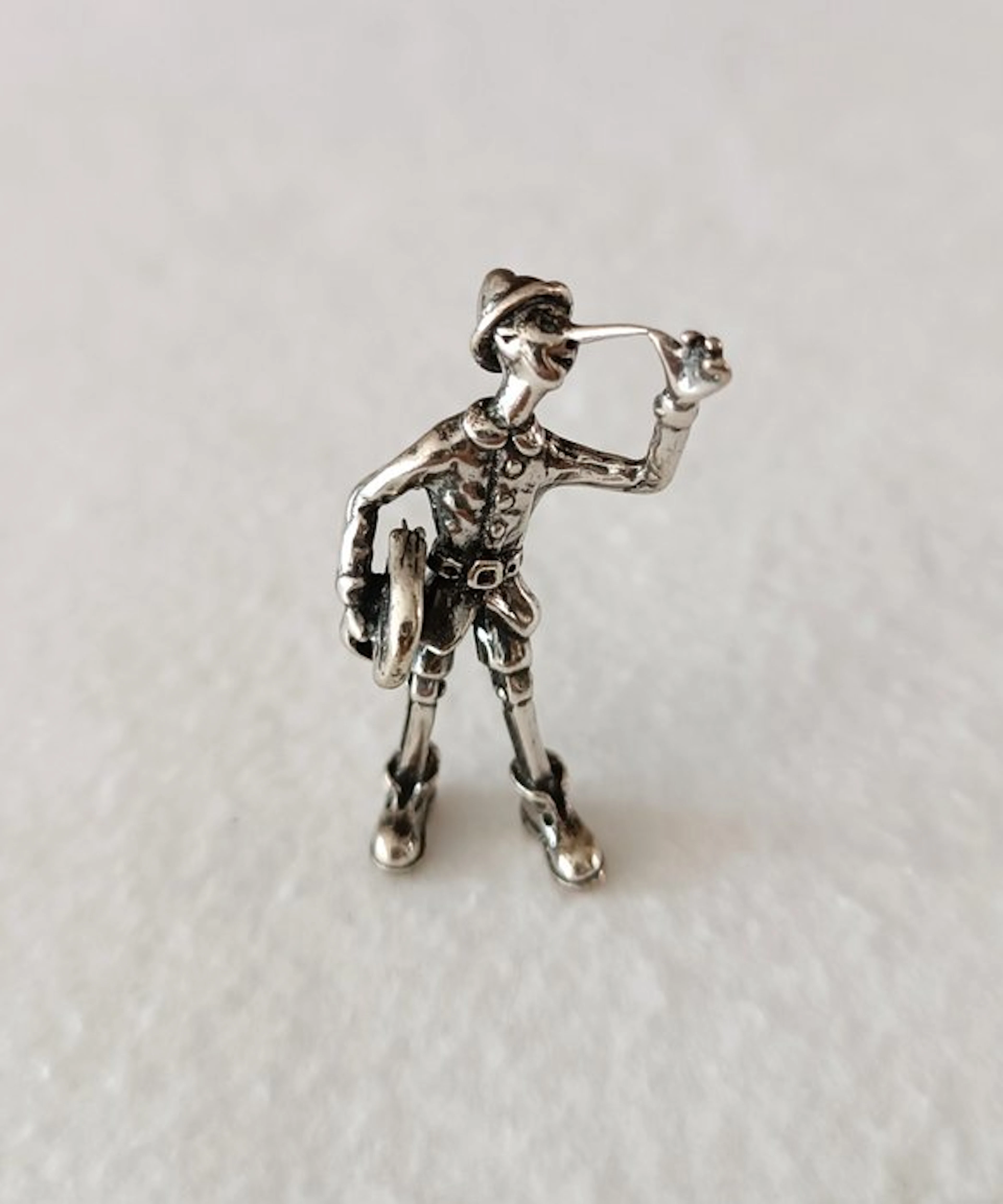 Figure - Pinocchio - Silver