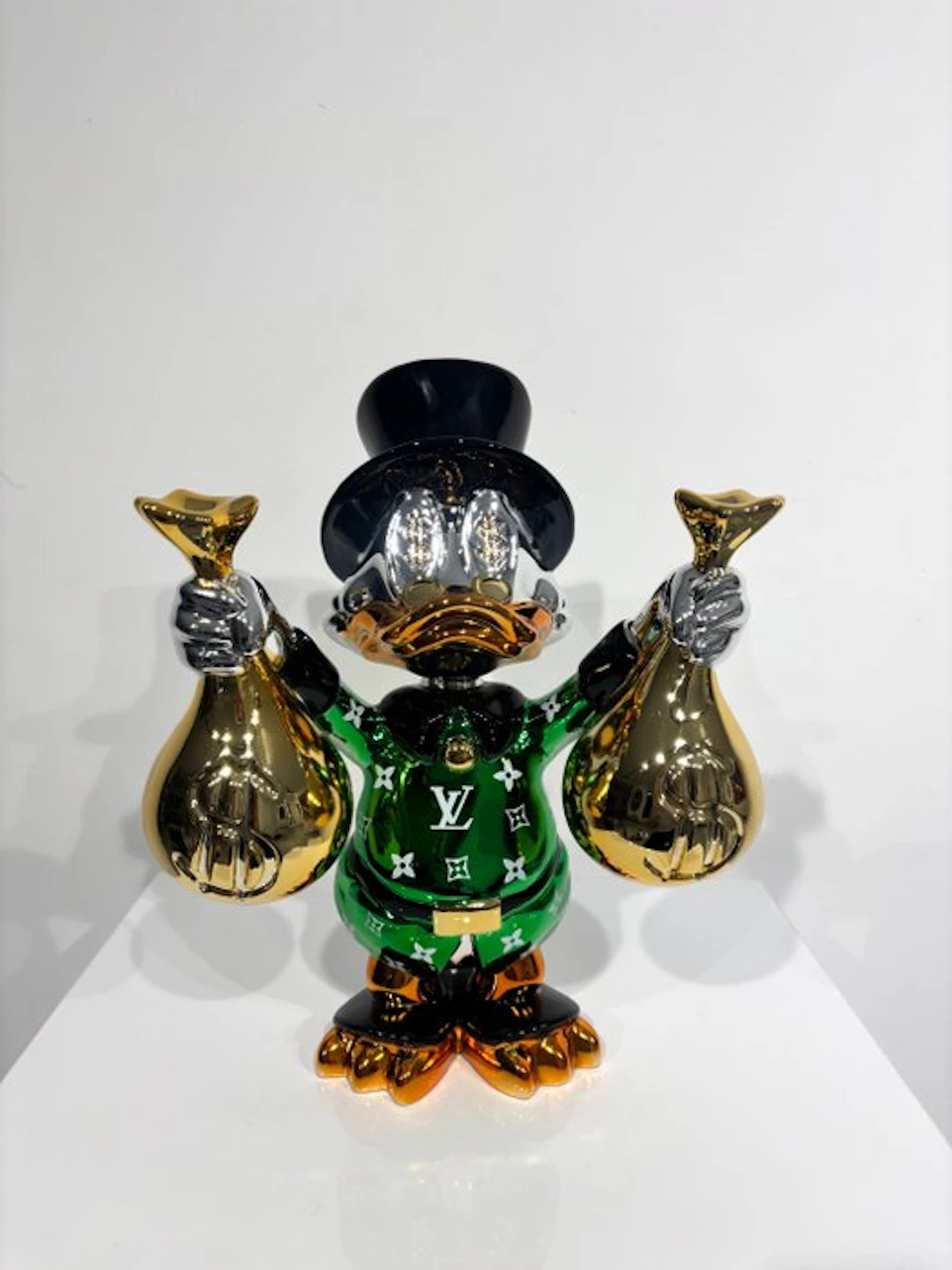 Van Apple - Scrooge McDuck