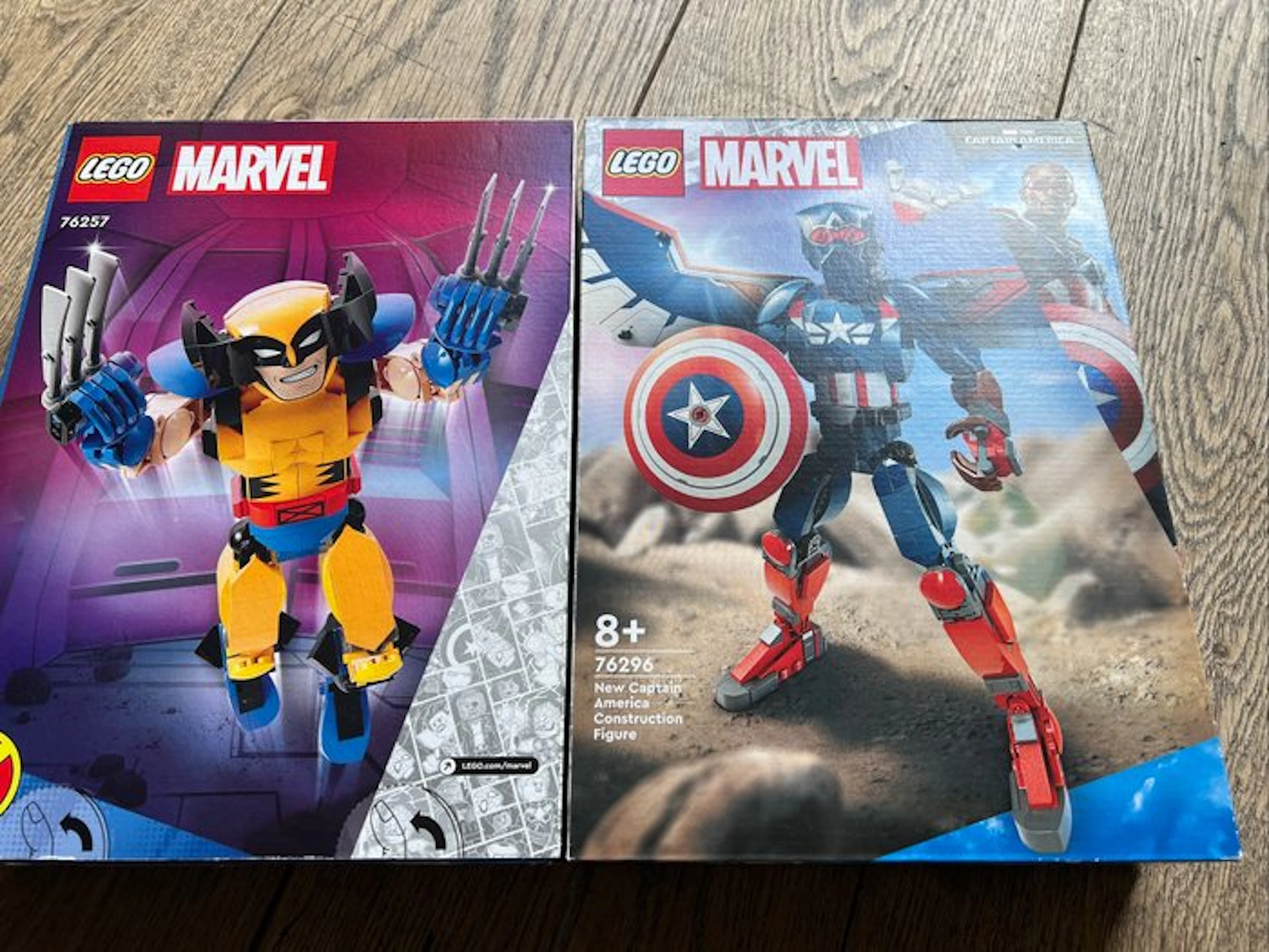 LEGO Set - Marvel - Wolverine (76257); New Captain America (76296)