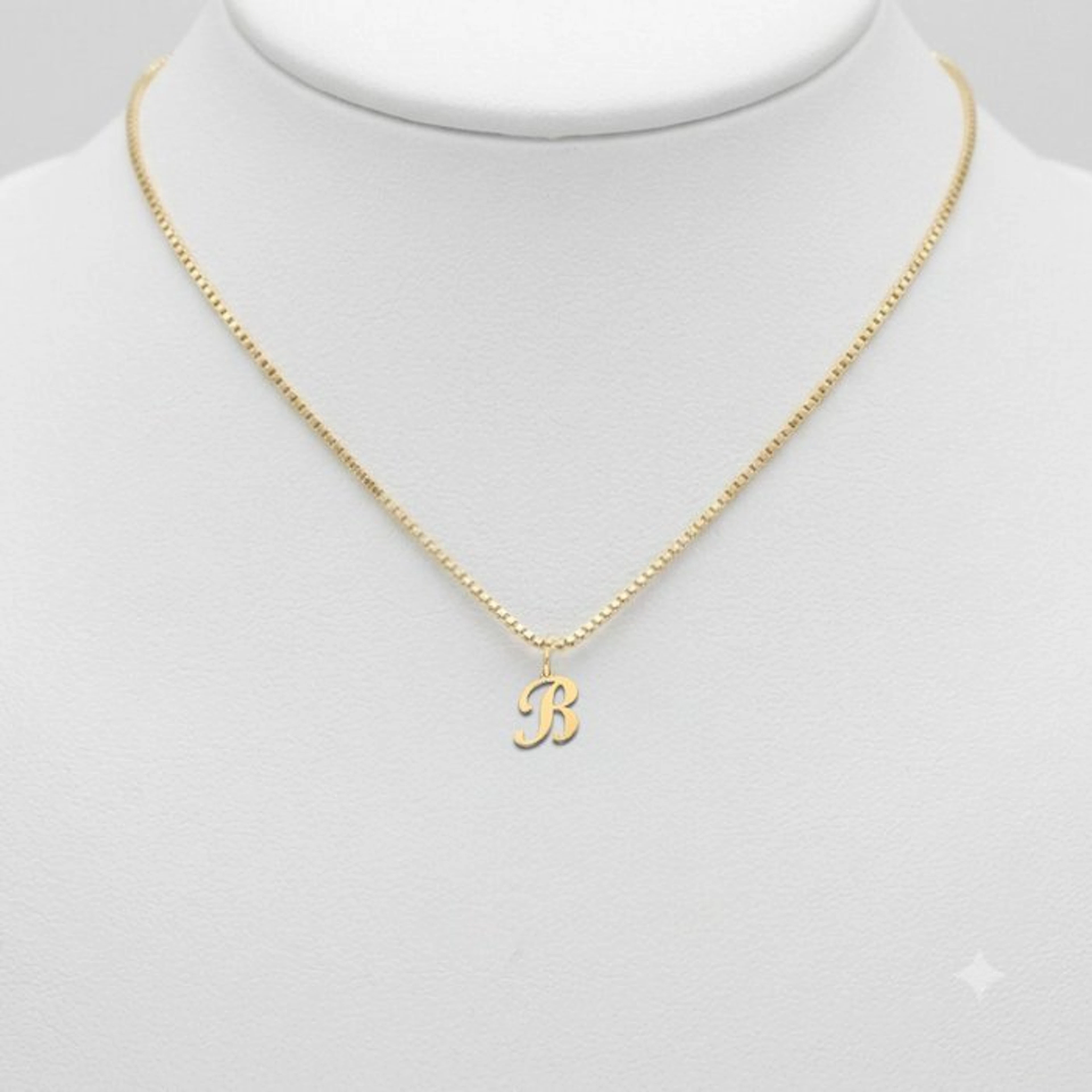 Necklace with pendant - 18 kt. Yellow gold - Letter pendant necklace, 2.7 g