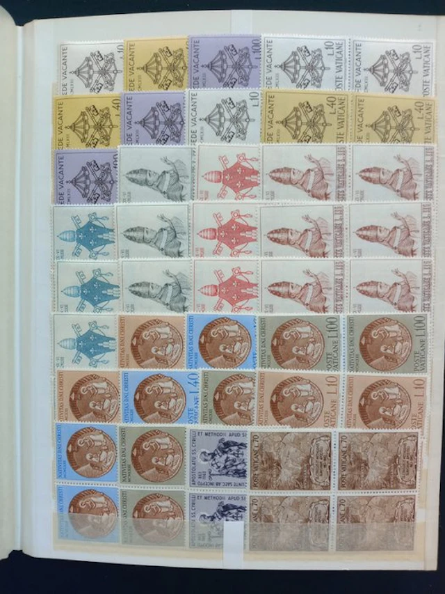 Vatican City 1963/1977 - Ordered accumulation of new stamps with gum