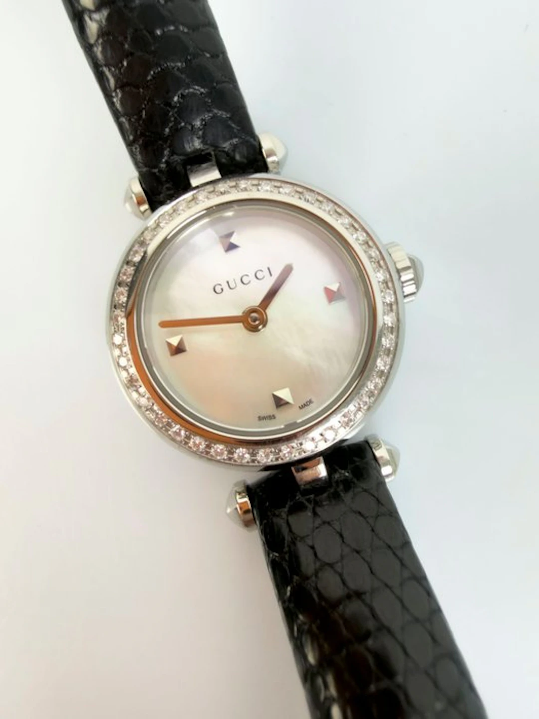 Gucci - YA141507 Diamantissima – Parelmoer Wijzerplaat - Women - 2020-2025