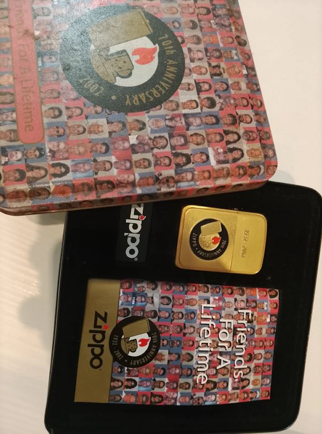 Zippo - 70th Anniversary - No reserve price - Pocket lighter - Gold-plated