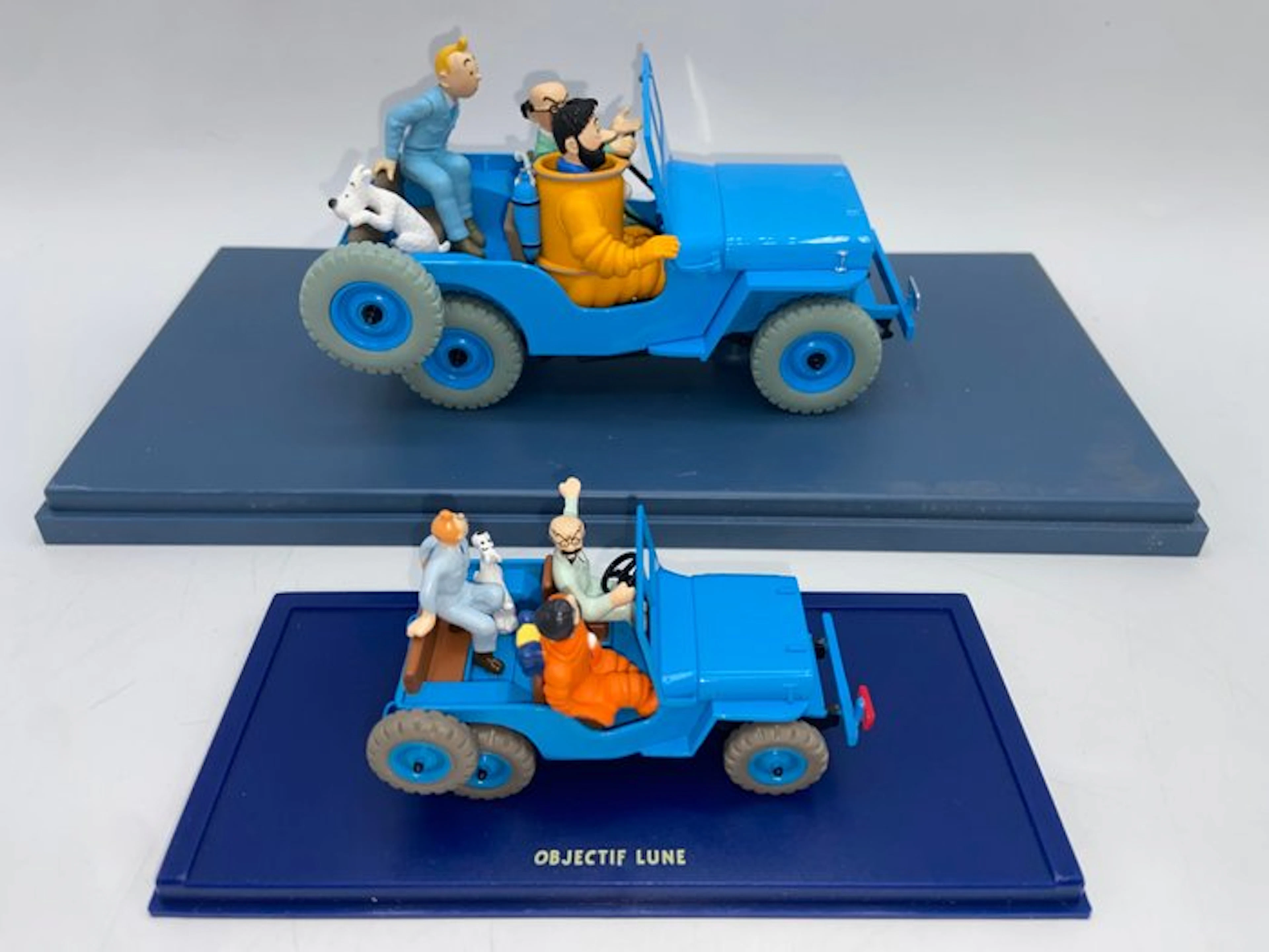 Atlas 1:24 - Model car (2) - Tintin – Blue Jeep « Destination Moon »