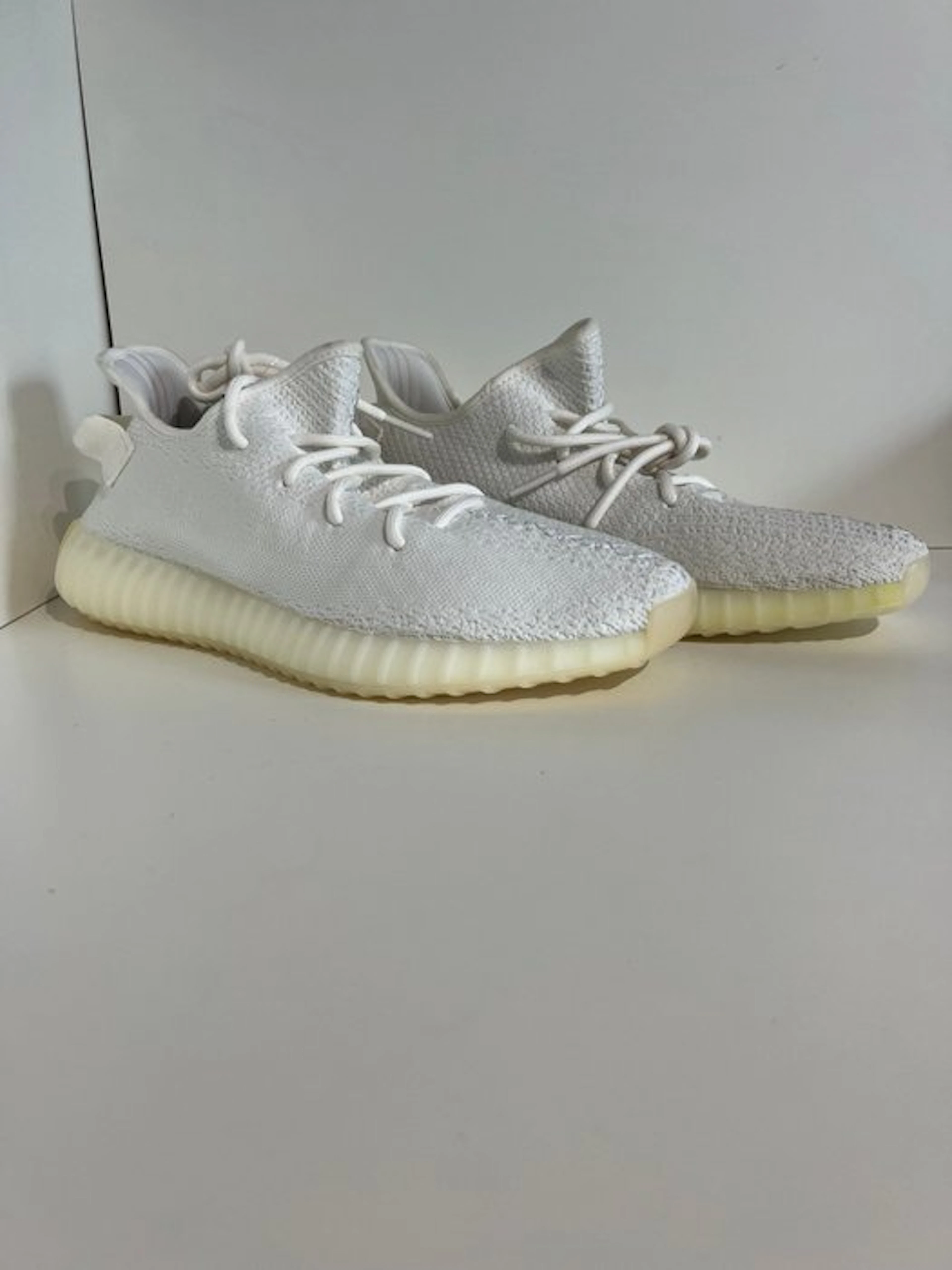 Adidas - Yeezy Boost 350 V2 - Sneakers - Size: EU 45 - New with tags