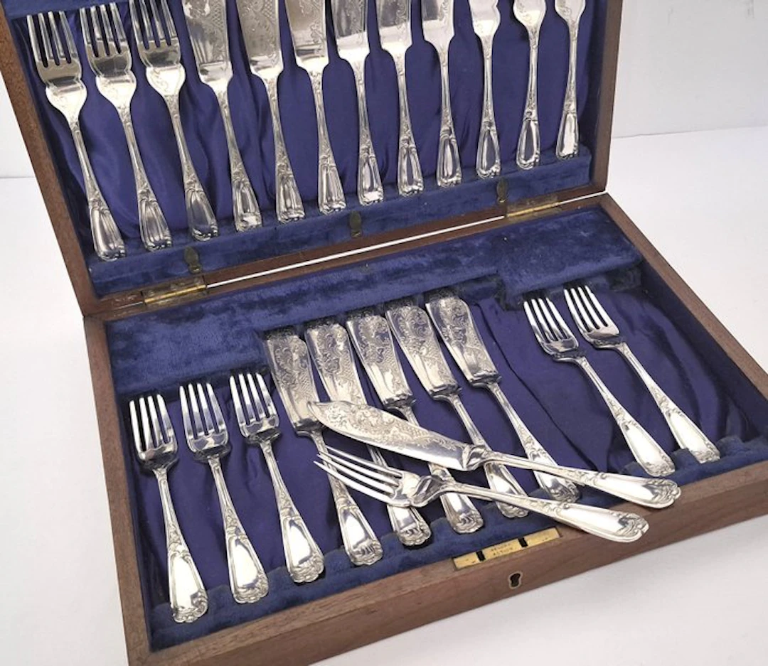 EPNS A1 - Fish cutlery set for 12 (24) - in its original wooden case