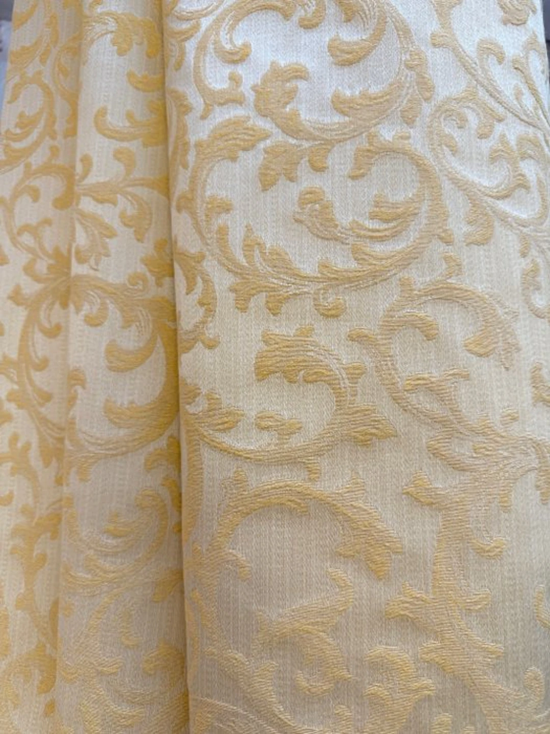 Luxurious Venetian San Leucio gold damask fabric...