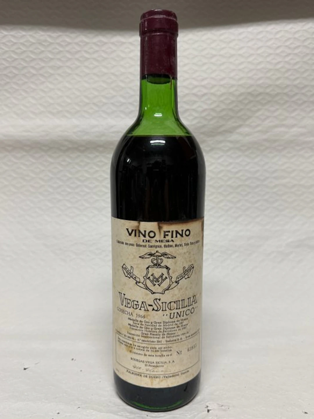 1966 Vega Sicilia, Único - Ribera del Duero Gran Reserva - 1 Bottle (0.75L)