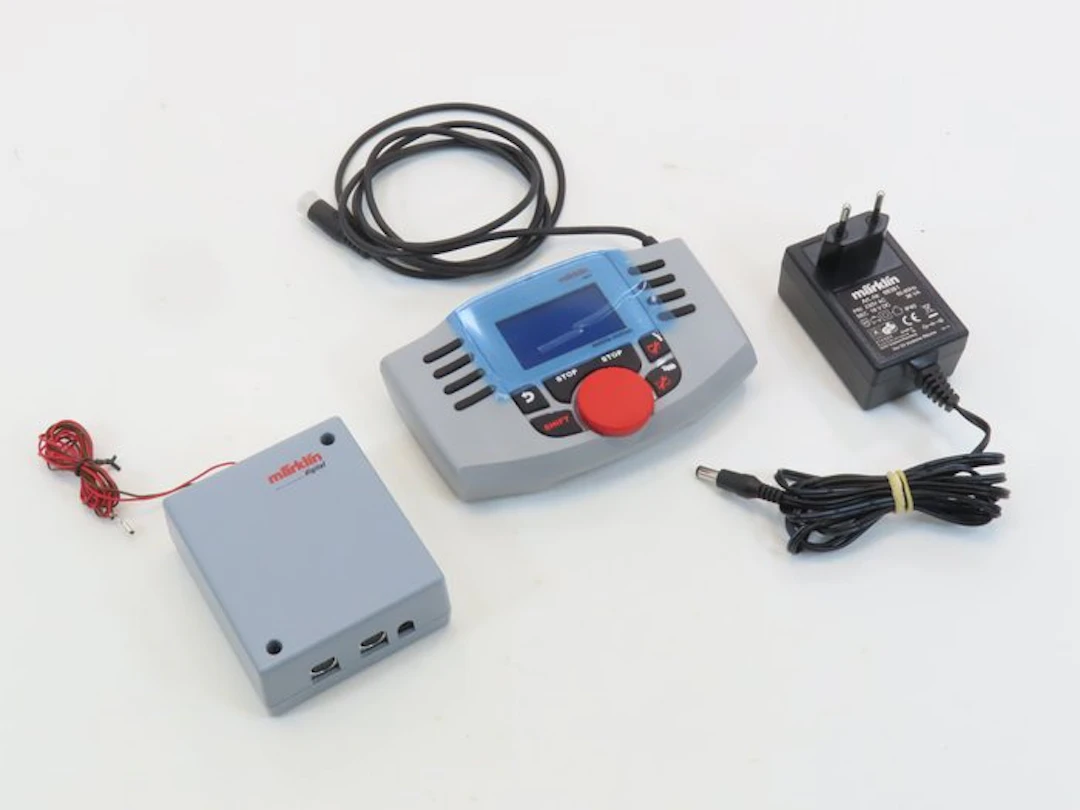 Märklin H0 - 60653 - Digital control unit (1) - Complete...