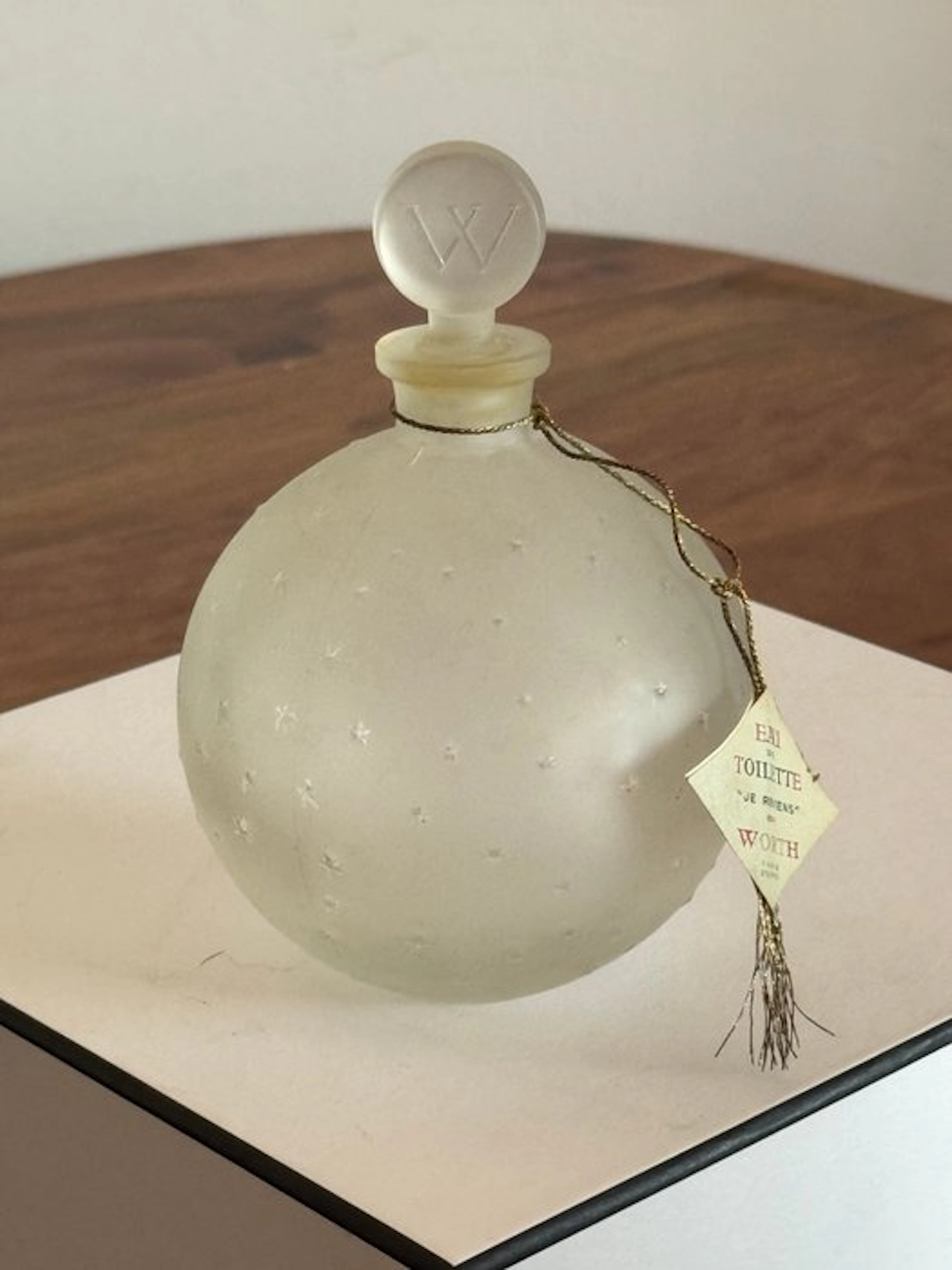 Worth, Lalique - René Lalique - Perfume bottle - Crystal - Worth Lalique bottle