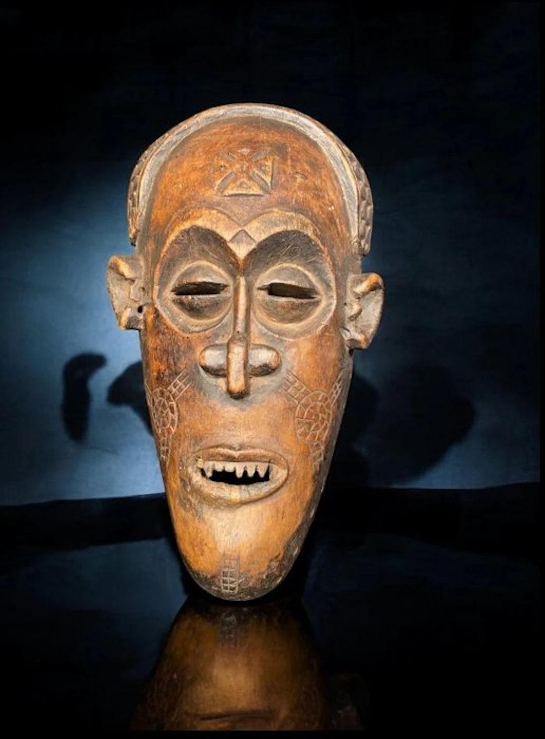 Mask Chokwé Helmet - Chokwe - DR Congo (No reserve price)