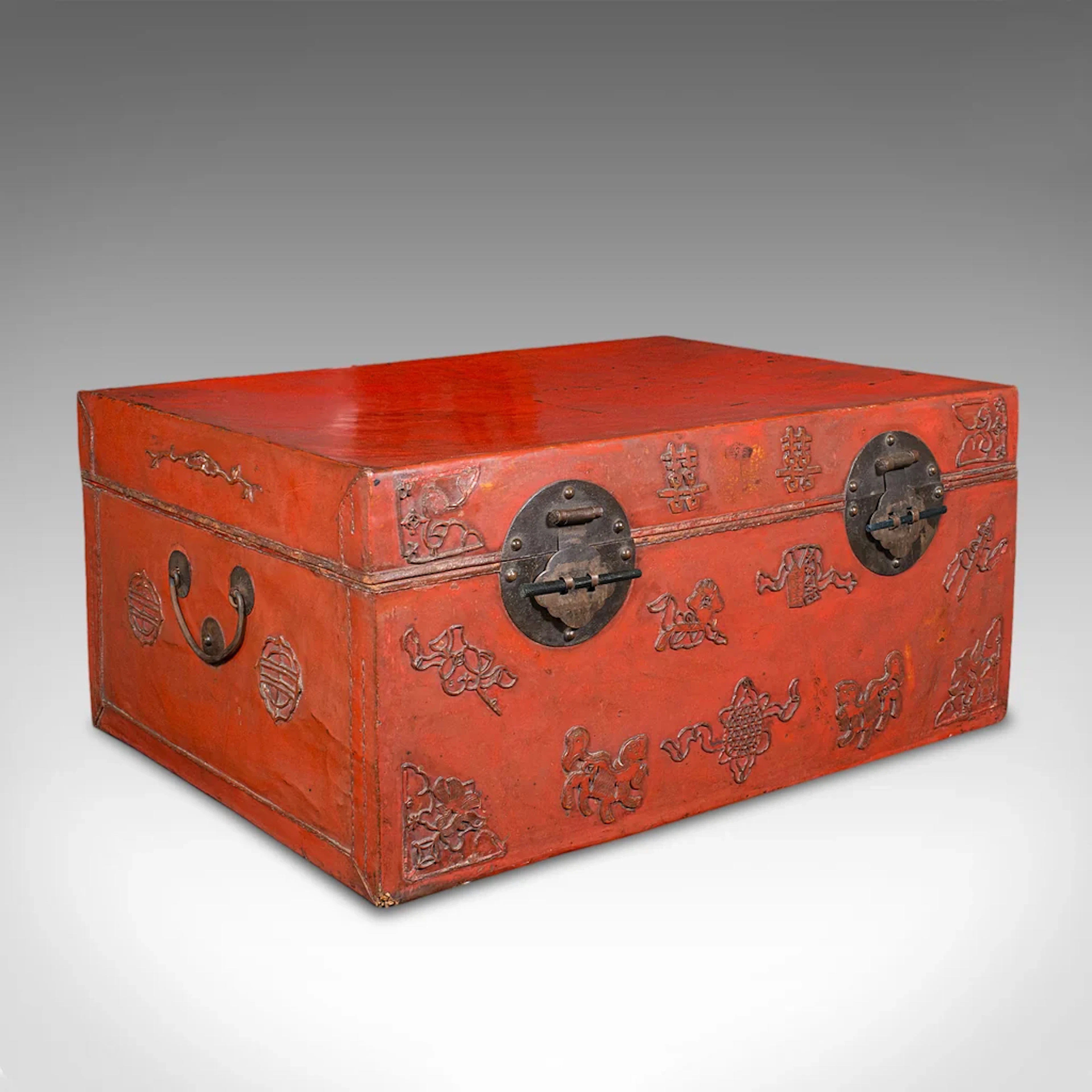 Vintage Decorative Trunk, Oriental, Leather, Travel Case, Storage