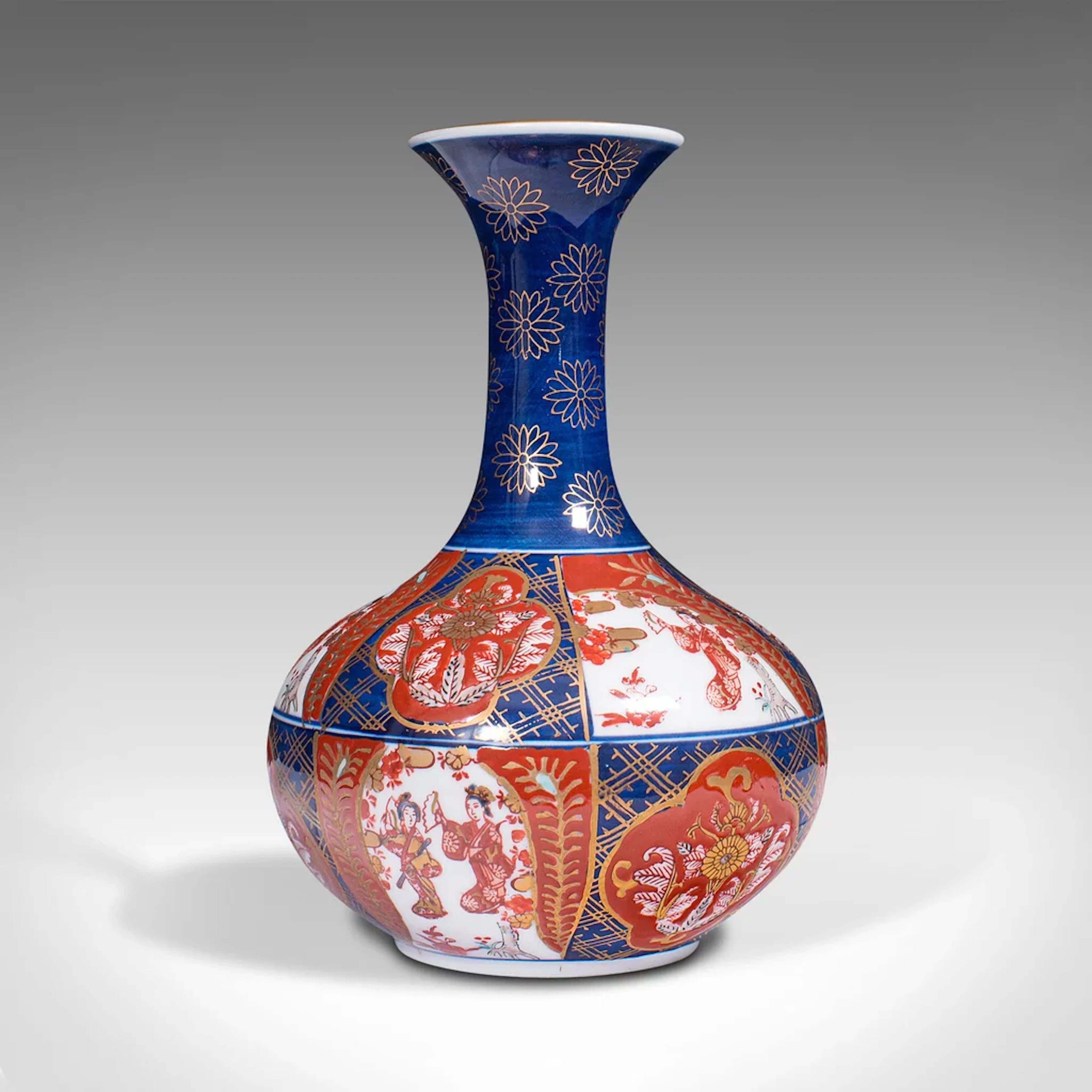 Vintage Imari Revival Flower Vase, Chinese, Ceramic, Decorative, Display Urn