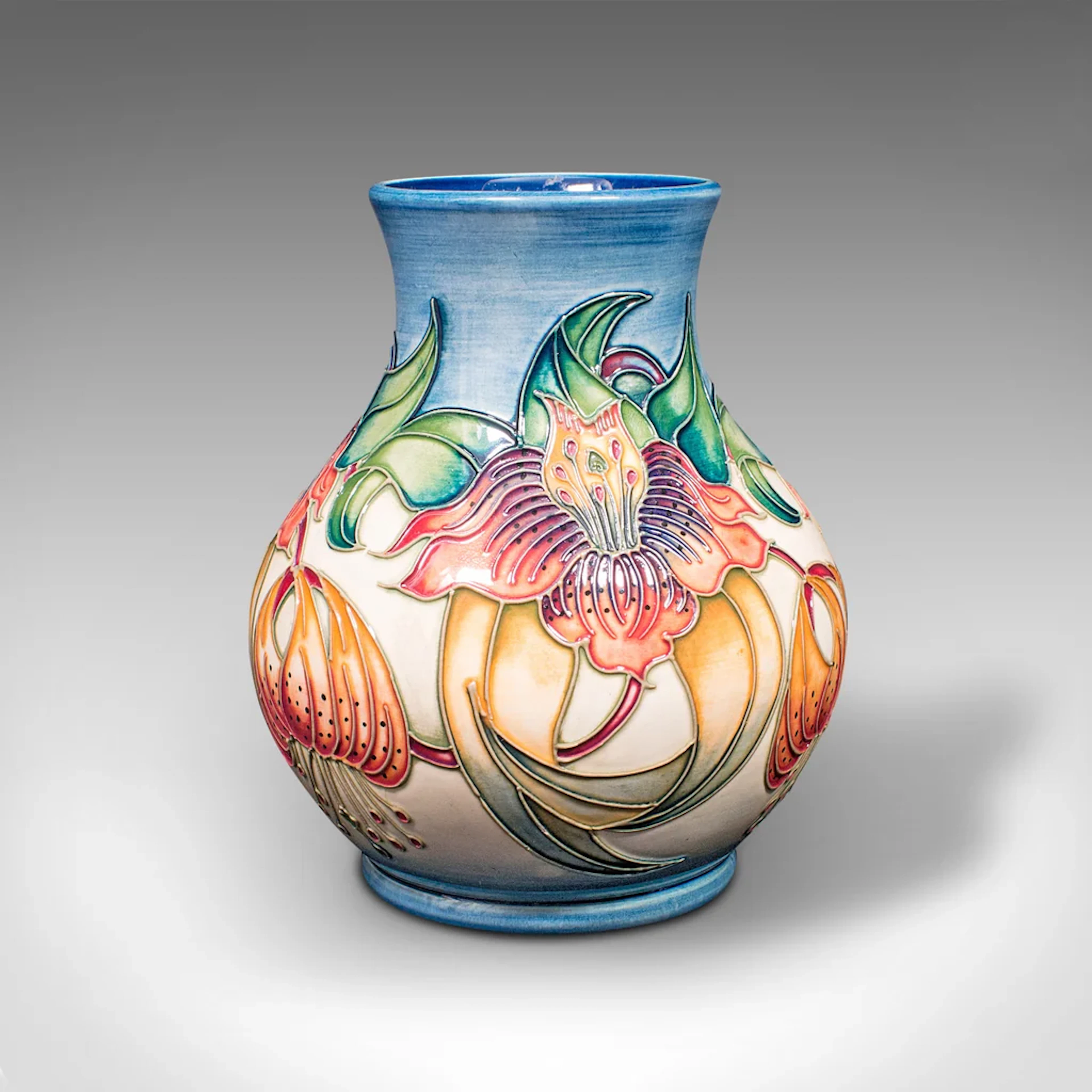 Small Vintage Decorative Posy Vase, English, Ceramic, Flower, Late 20th Century