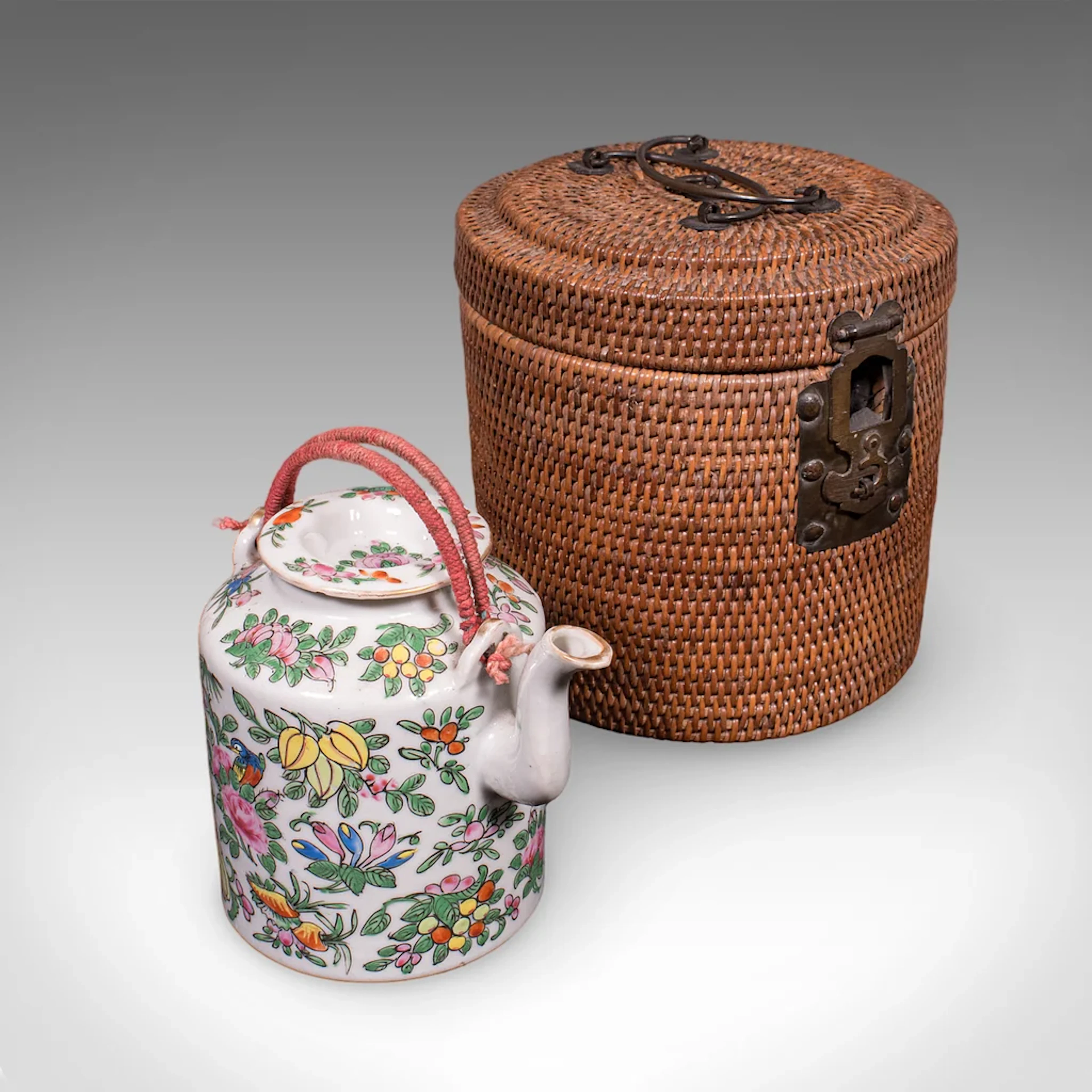 Small Antique Decorative Teapot, Oriental, Ceramic Chá Pot, Wicker Case, C.1920