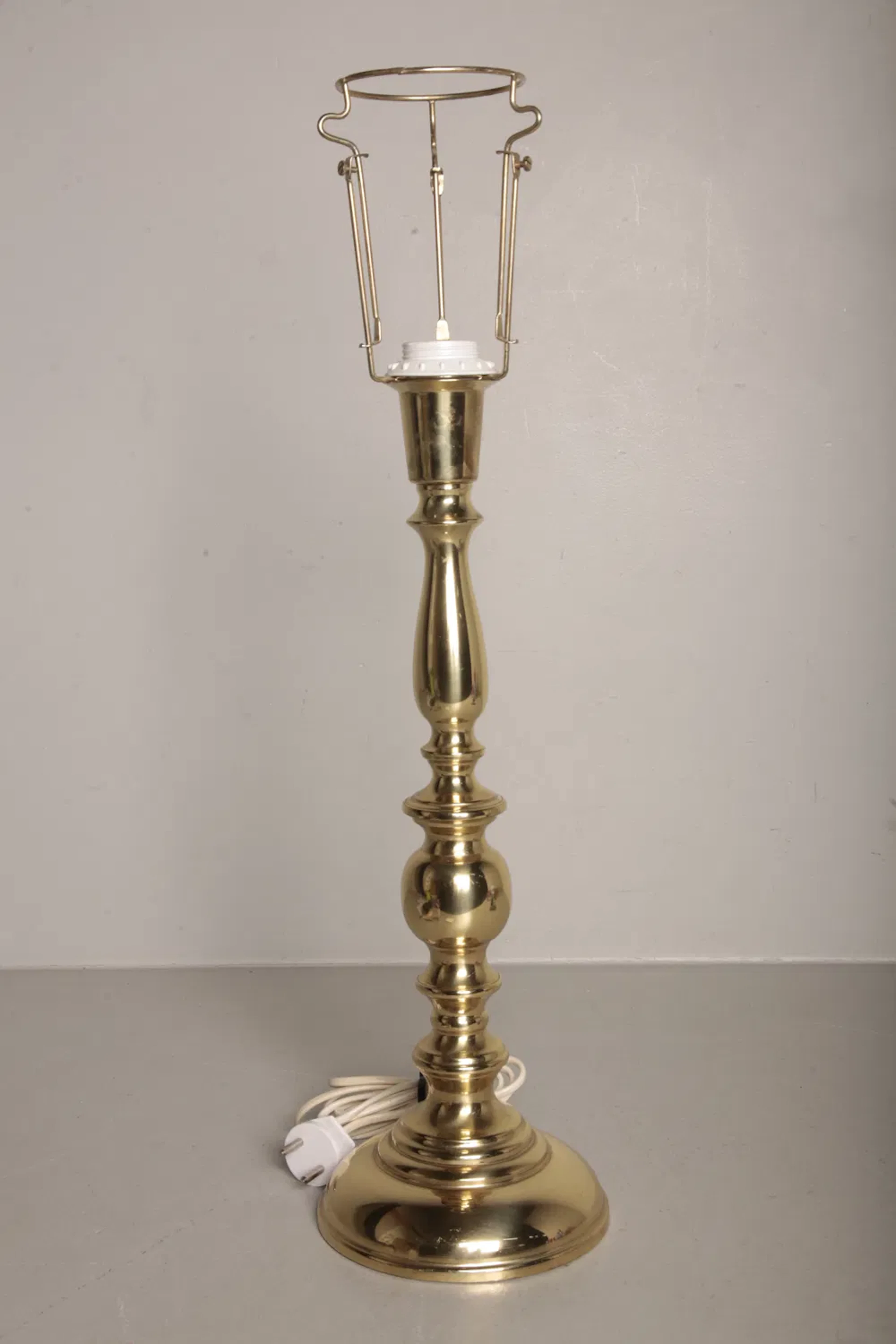 Bord/ Fönsterlampa- "Aneta"