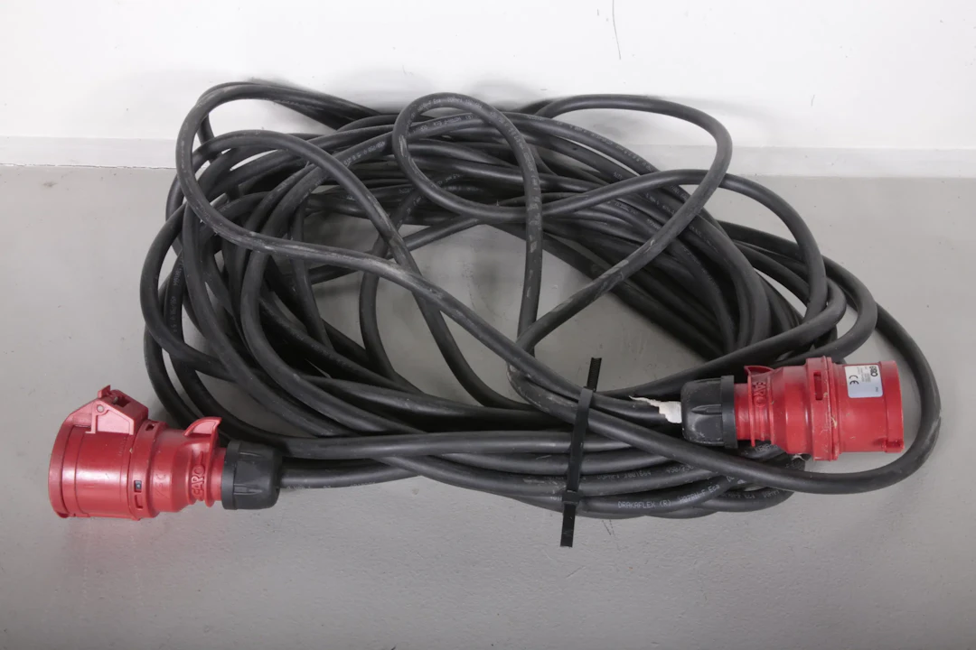 Elkabel, 380W, Cirka: 18m