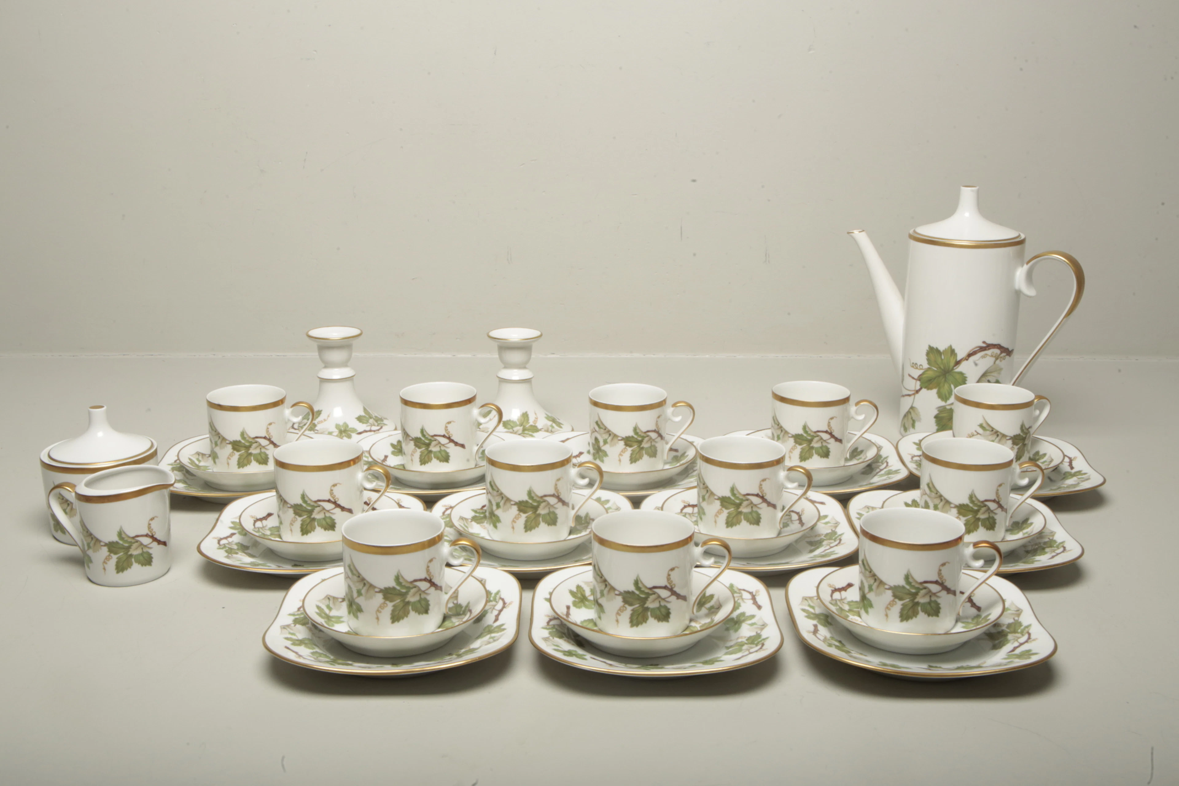 Hackefors kaffeservis- "Vinranka"