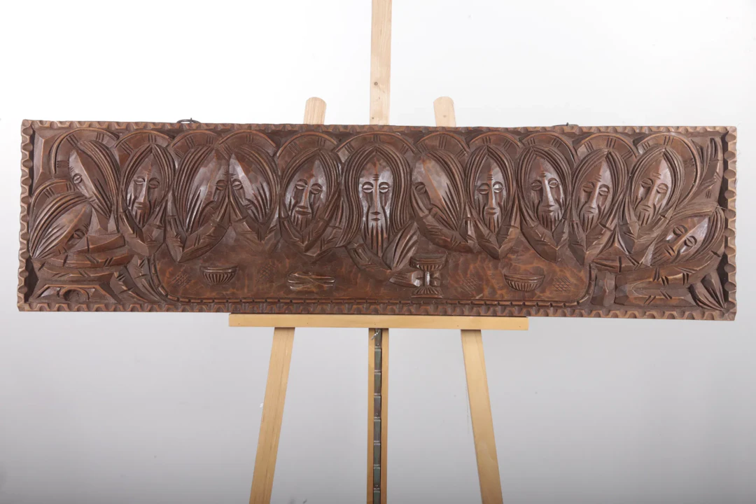 Trärelief, 1900-tal, "12 Apostlarna"