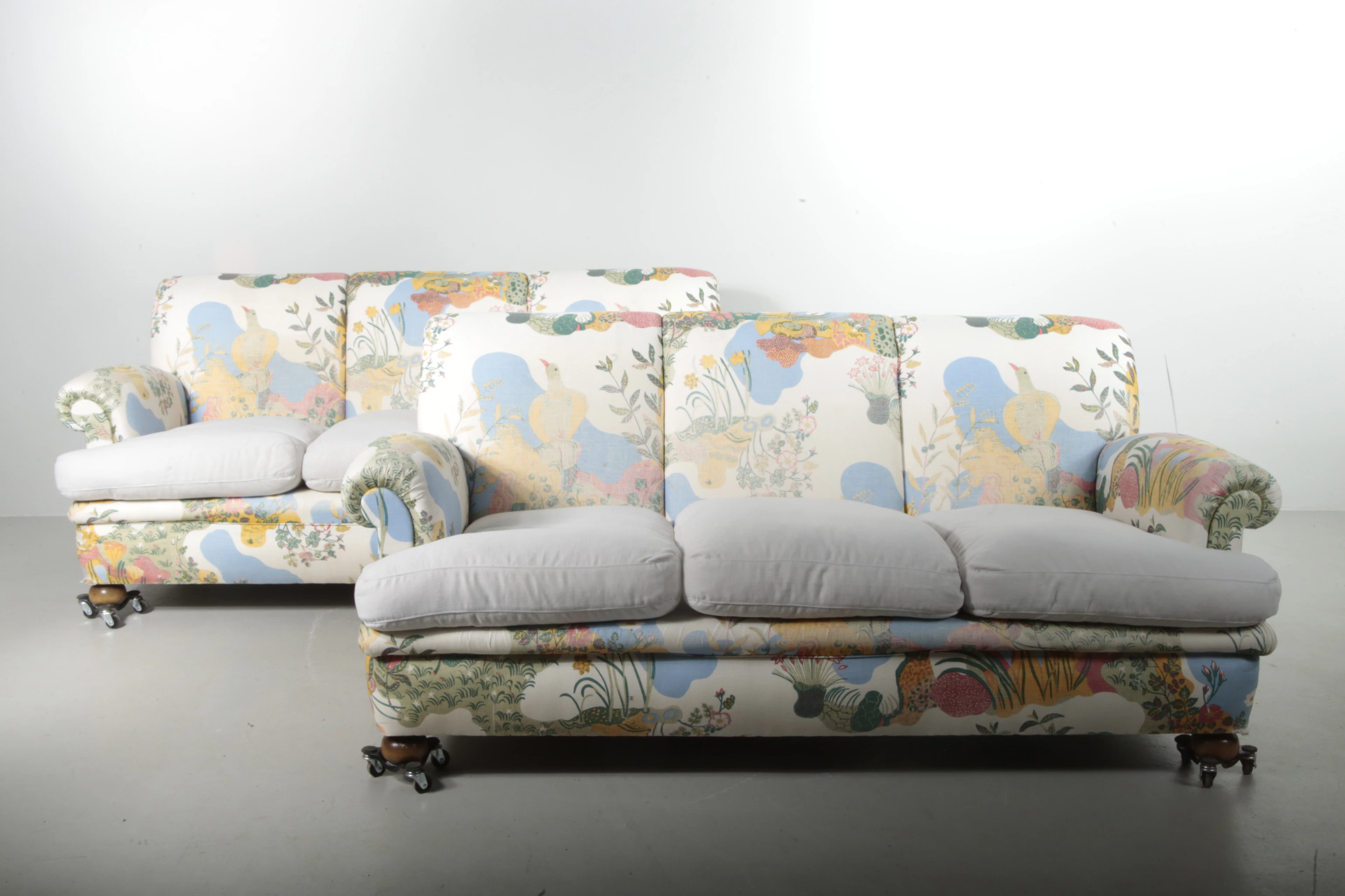 Soffor 1-par, 'Josef Frank' för 'Svensk Tenn', Modell: 703