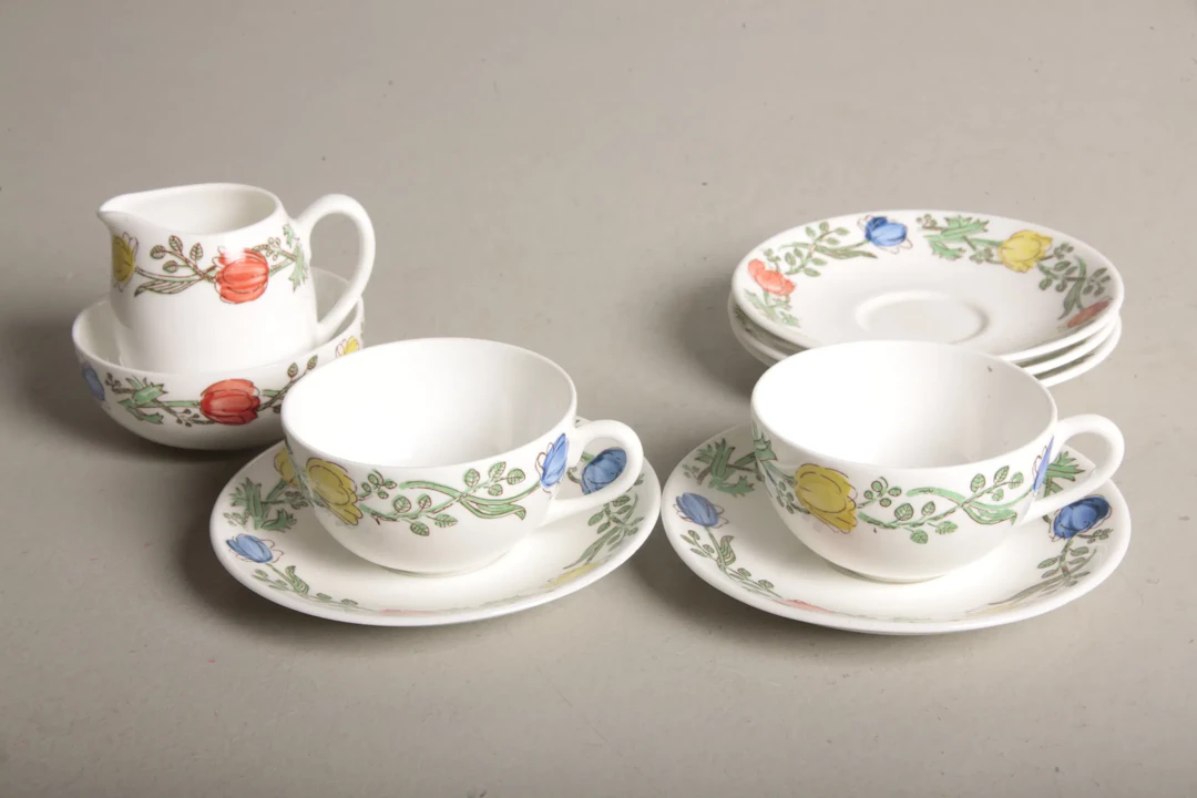 Gustavsberg Servisdelar "Tulpan", Design: Calle Blomqvist, 9-Delar