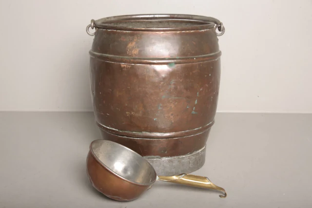 Kopparhink, 1800/1900-tal, Med tillhörande skopa