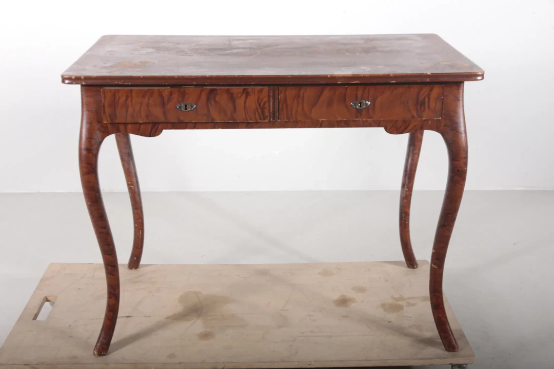 Skrivbord, Rokoko-stil, 1900-tal