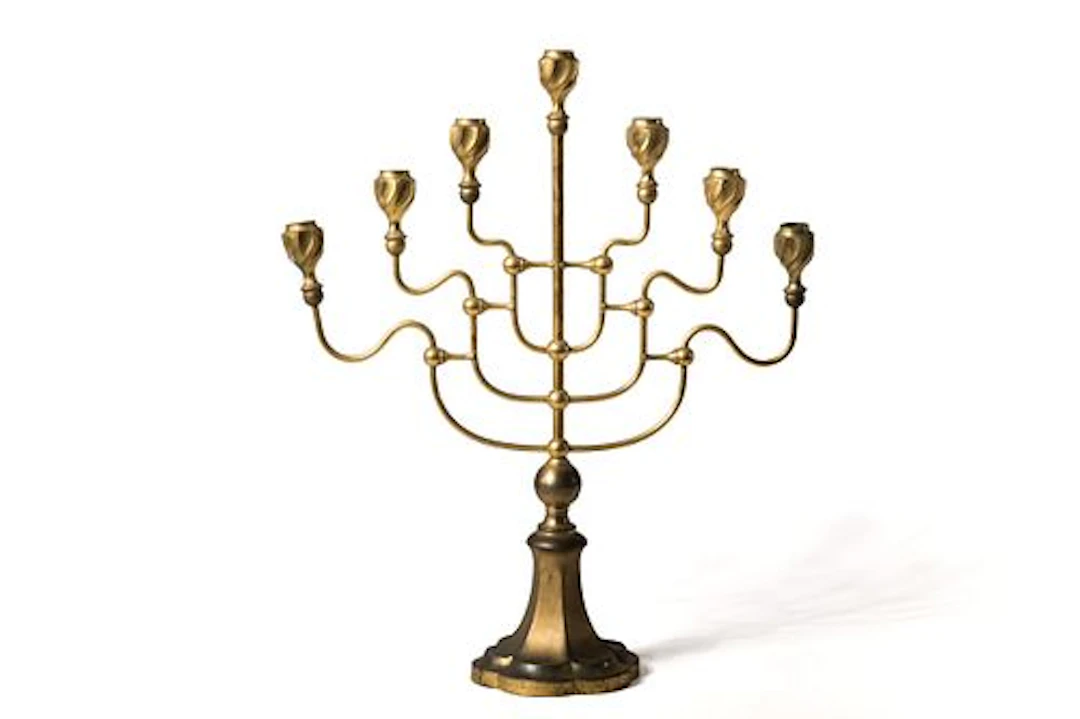 Modern, Temple Menorah