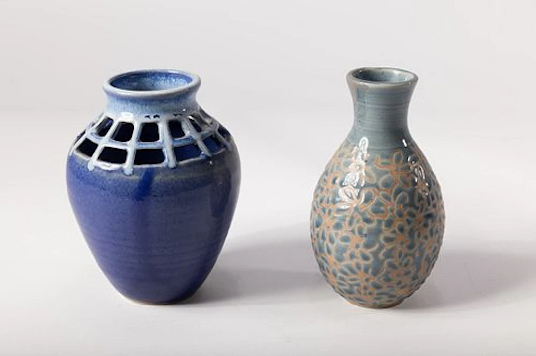 American, Vases (2)