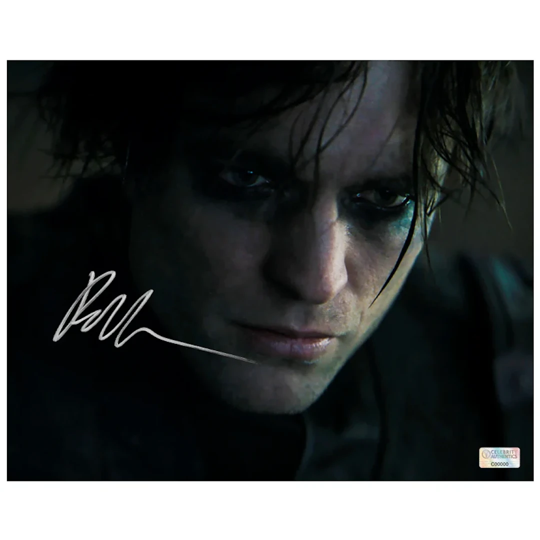 Robert Pattinson Autographed 2022 The Batman I Am Batman 8x10 Photo