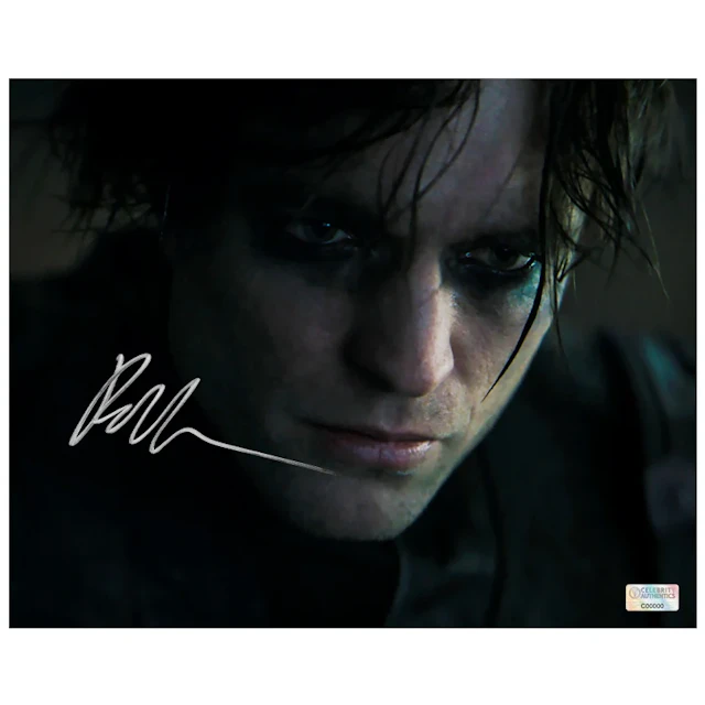 Robert Pattinson Autographed 2022 The Batman I Am Batman 8x10 Photo