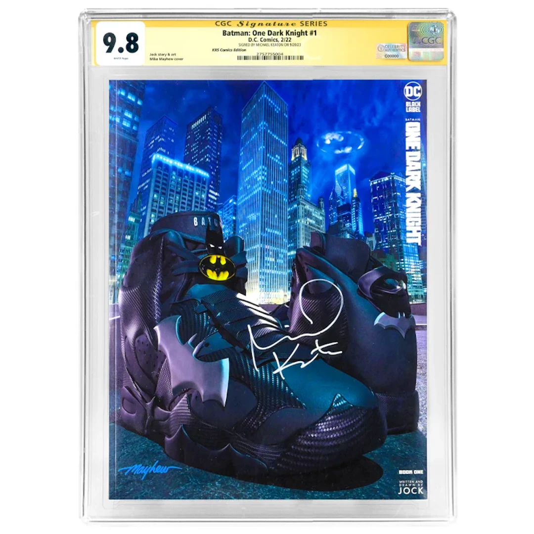 Michael Keaton Autographed 2022 Batman One Dark Knight #1 Mike Mayhew