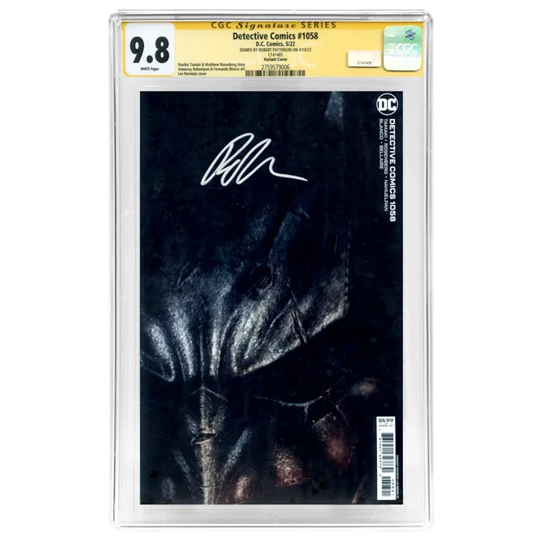 Robert Pattinson Autographed 2022 Detective Comics #1058 Lee Bermejo
