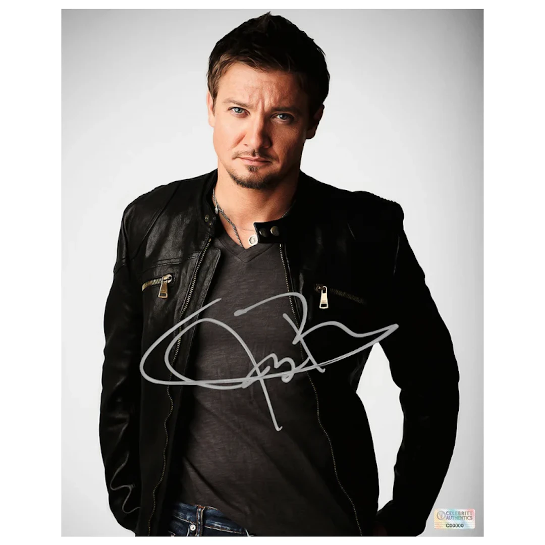 Jeremy Renner Autographed 8×10 Studio Photo