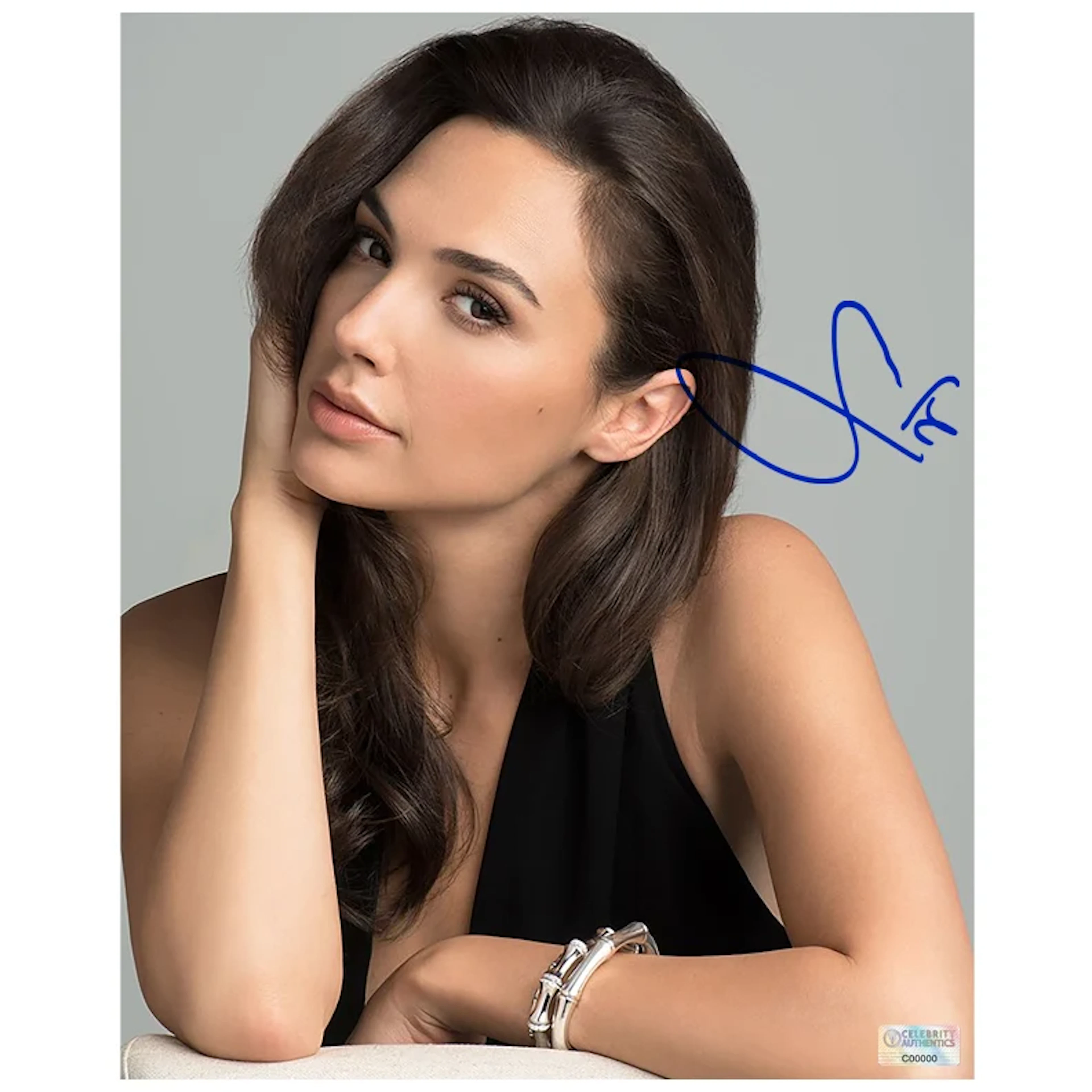 Gal Gadot Autographed 8x10 Portrait Photo