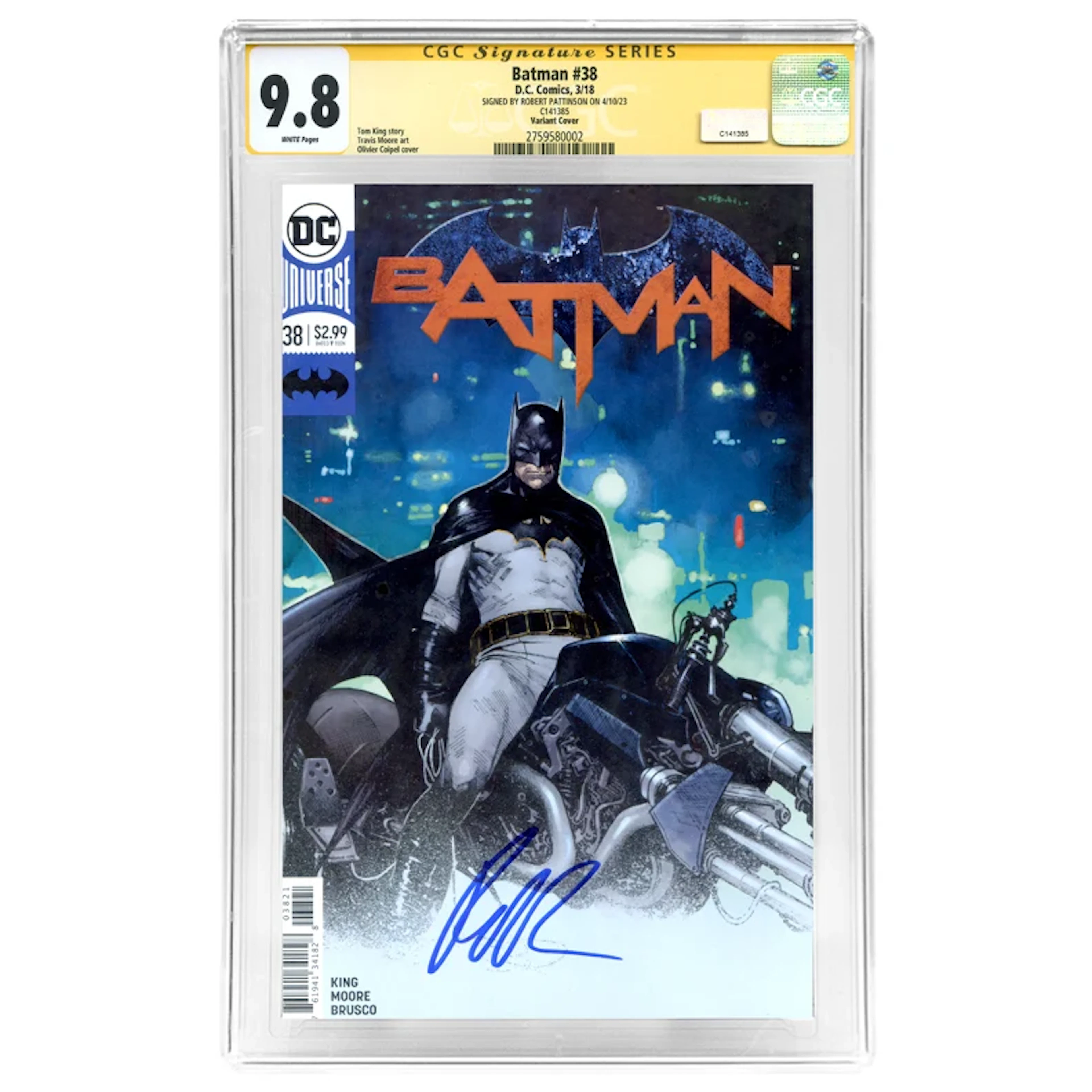 Robert Pattinson Autographed 2018 Batman #38 Olivier Coipel Variant