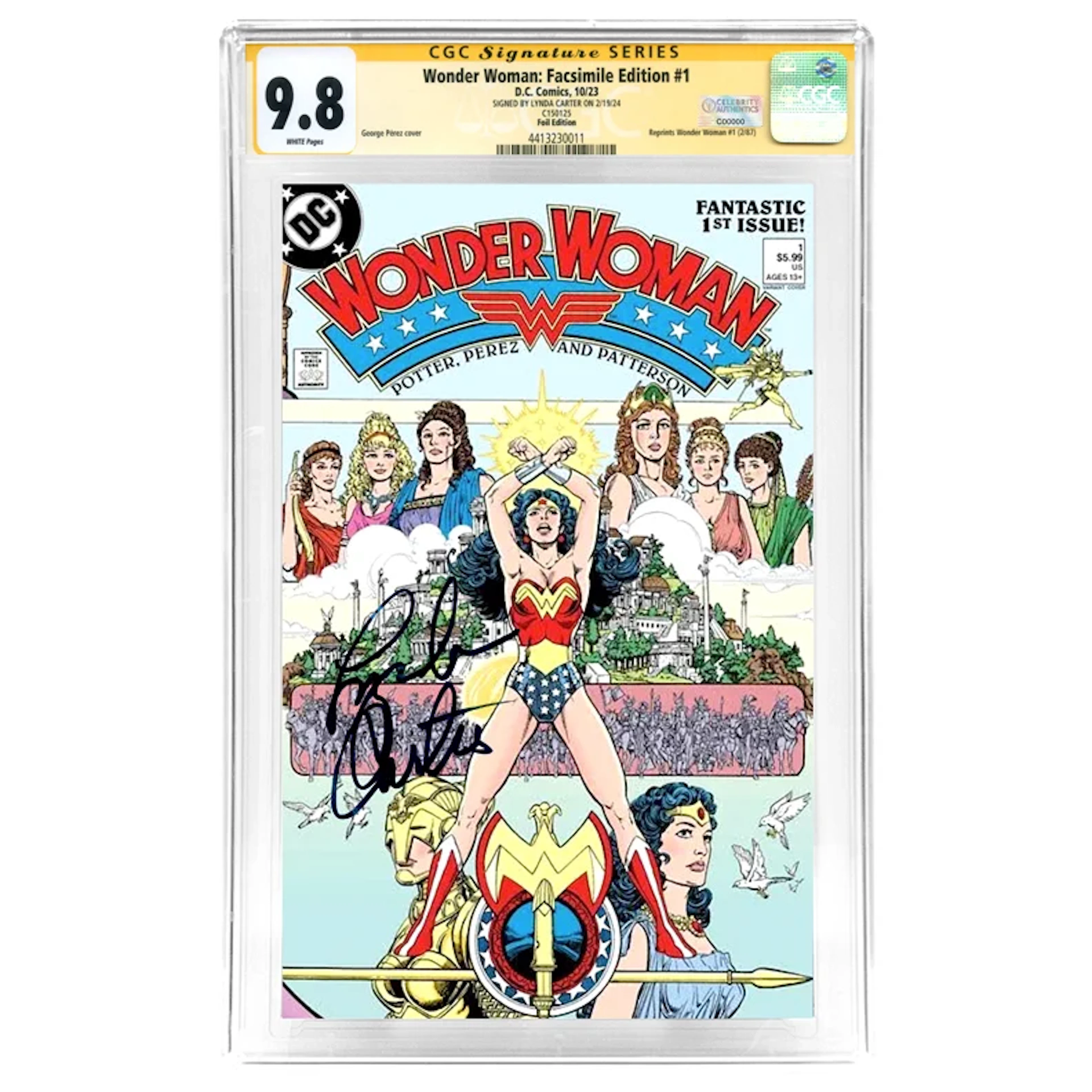 Lynda Carter Autographed 2023 Wonder Woman Facsimile Edition #1 Foil