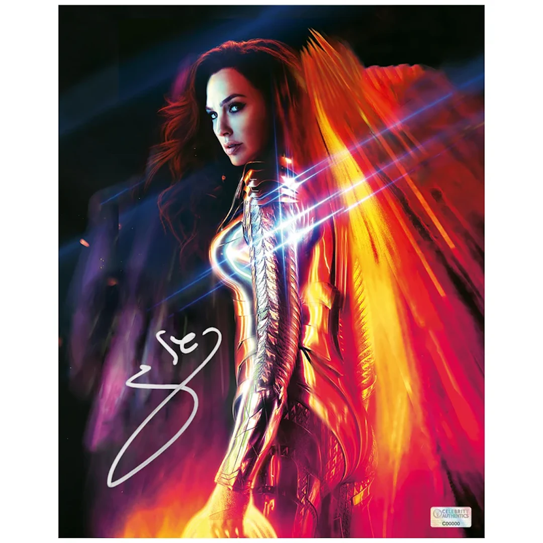 Gal Gadot Autographed 2020 Wonder Woman 84 8x10 Photo