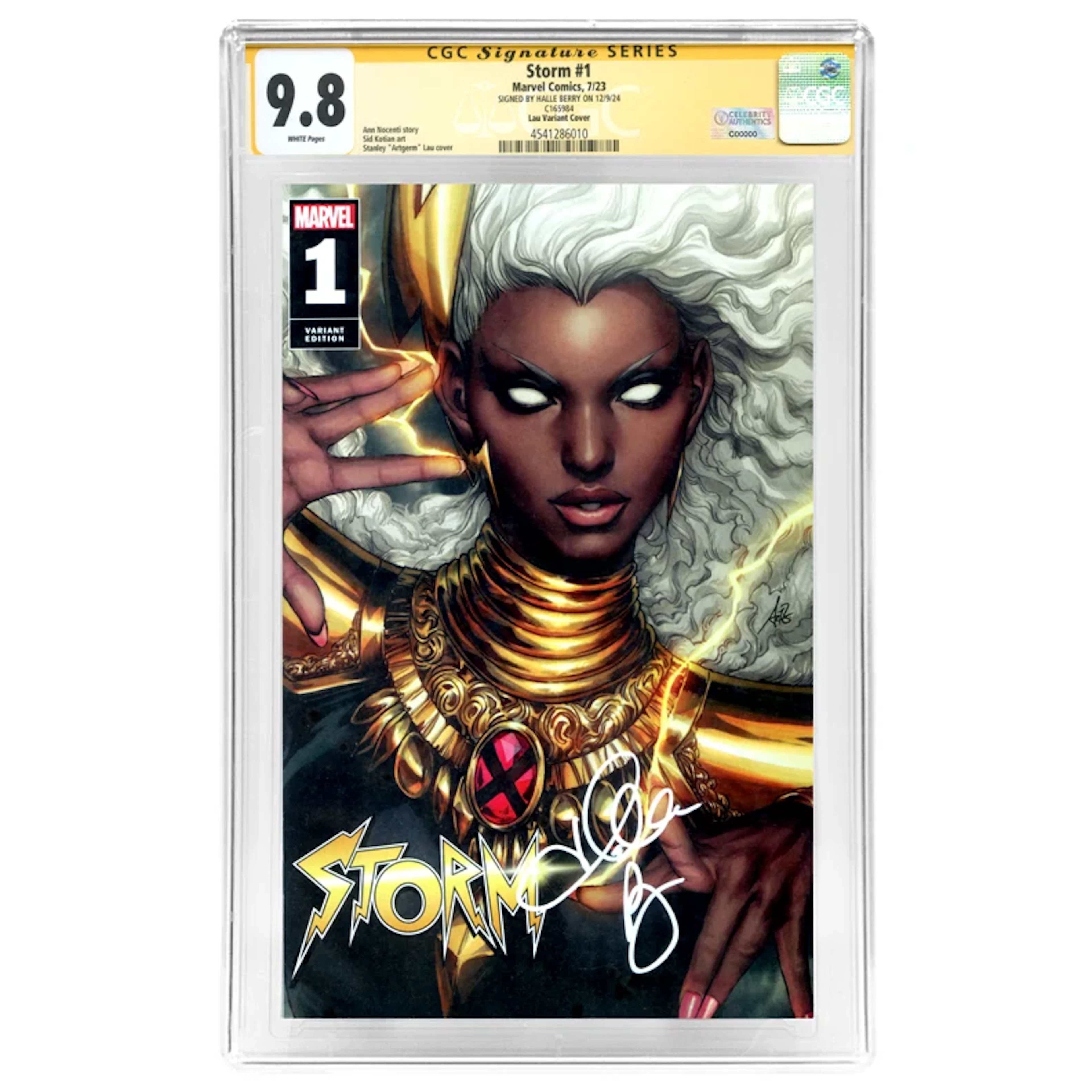 Halle Berry Autographed 2023 Storm #1 Lau Variant CGC SS 9.8