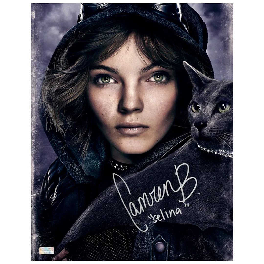 Camren Bicondova Autographed Gotham 11x14 Catwoman Portrait Photo