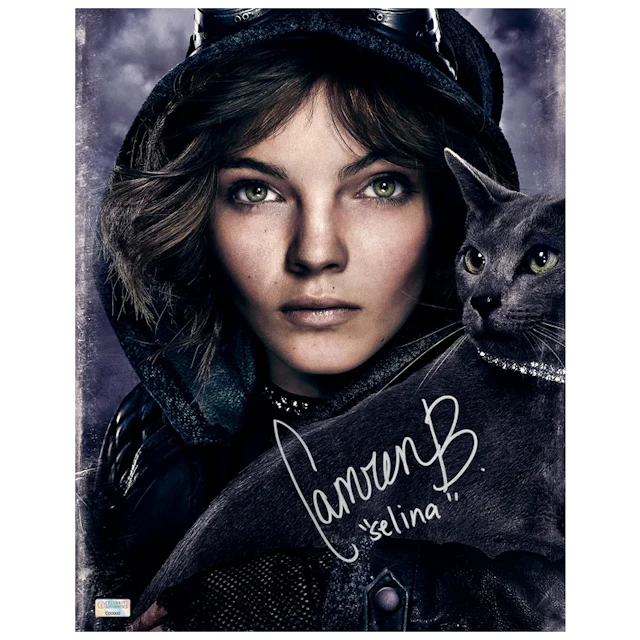 Camren Bicondova Autographed Gotham 11x14 Catwoman Portrait Photo