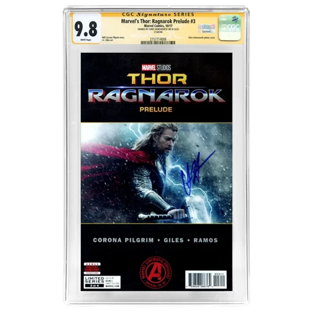 Chris Hemsworth Autographed Marvel's Thor Ragnarok Prelude #3 Photo