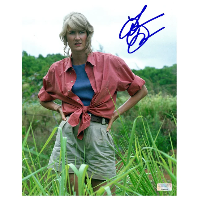Laura Dern Autographed 1993 Jurassic Park Dr Ellie Sattler 8x10 Photo