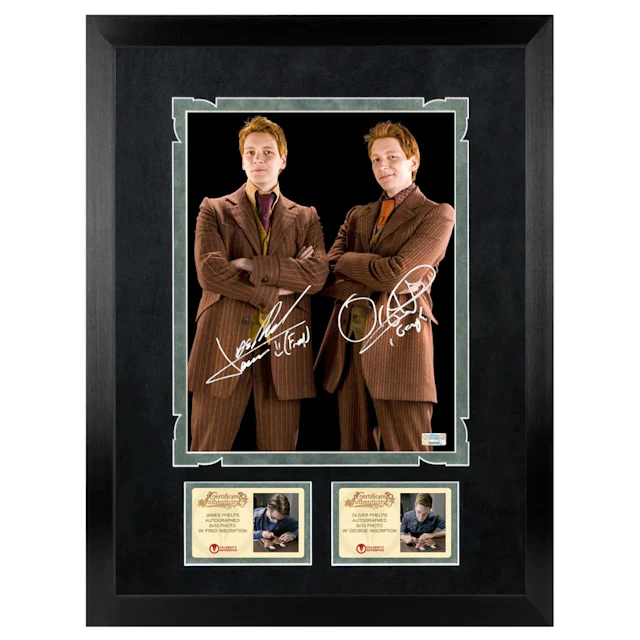 Oliver & James Phelps Autographed Harry Potter Fred & George Weasley 8x10 Photo
